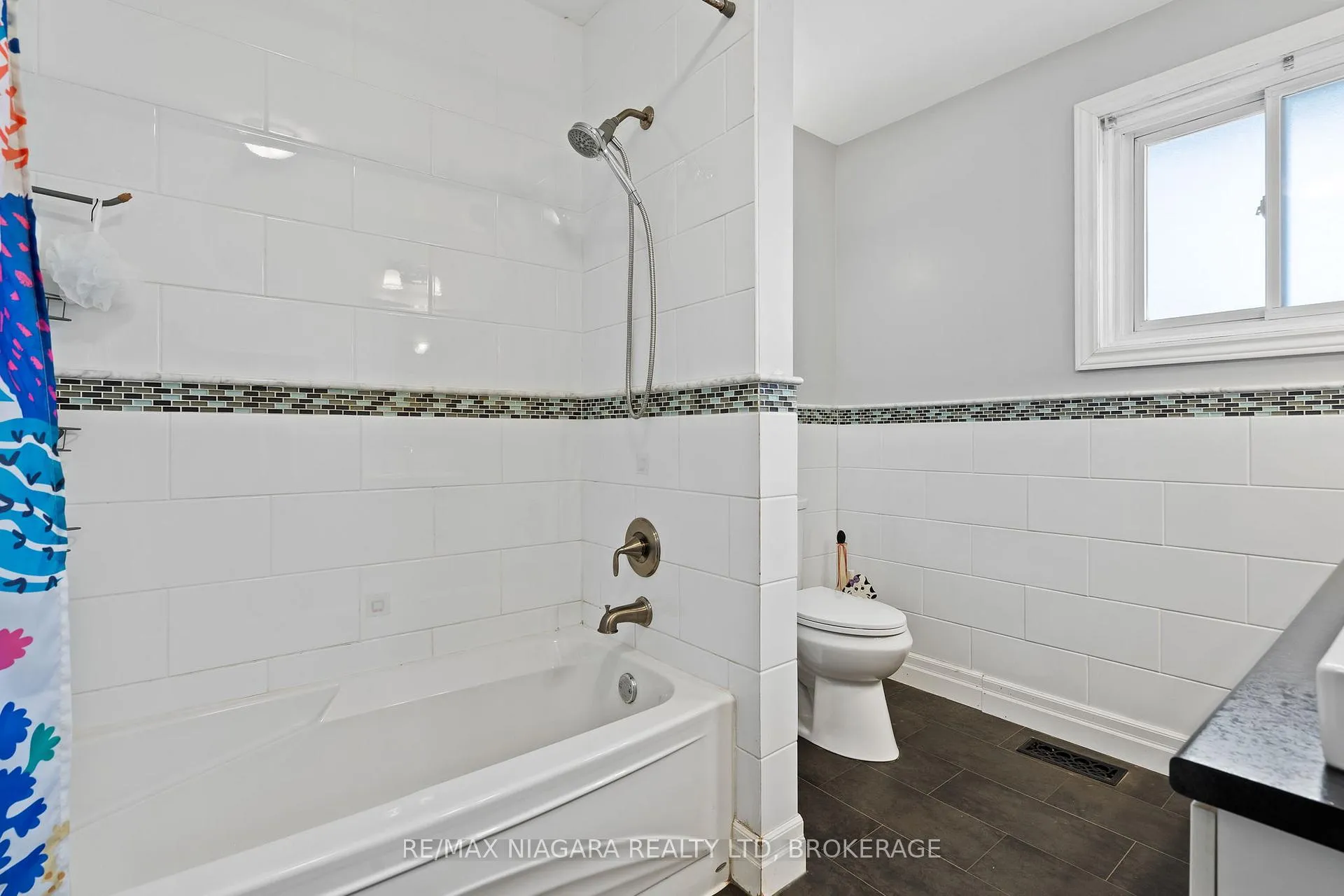 Photo 27 of 267 Vansickle Road, St. Catharines, Rykert/Vansickle — HOMEH