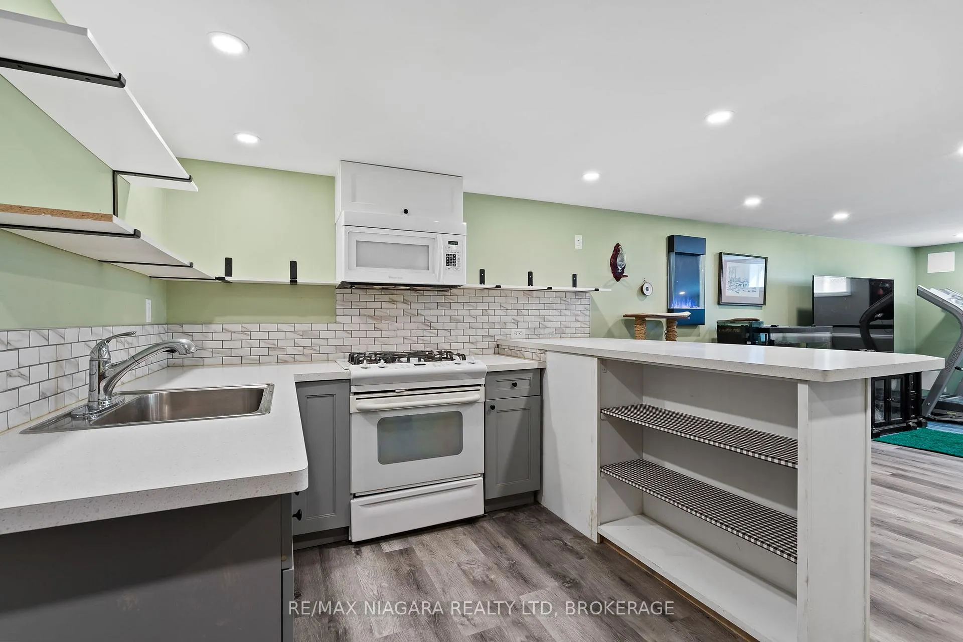 Photo 29 of 267 Vansickle Road, St. Catharines, Rykert/Vansickle — HOMEH