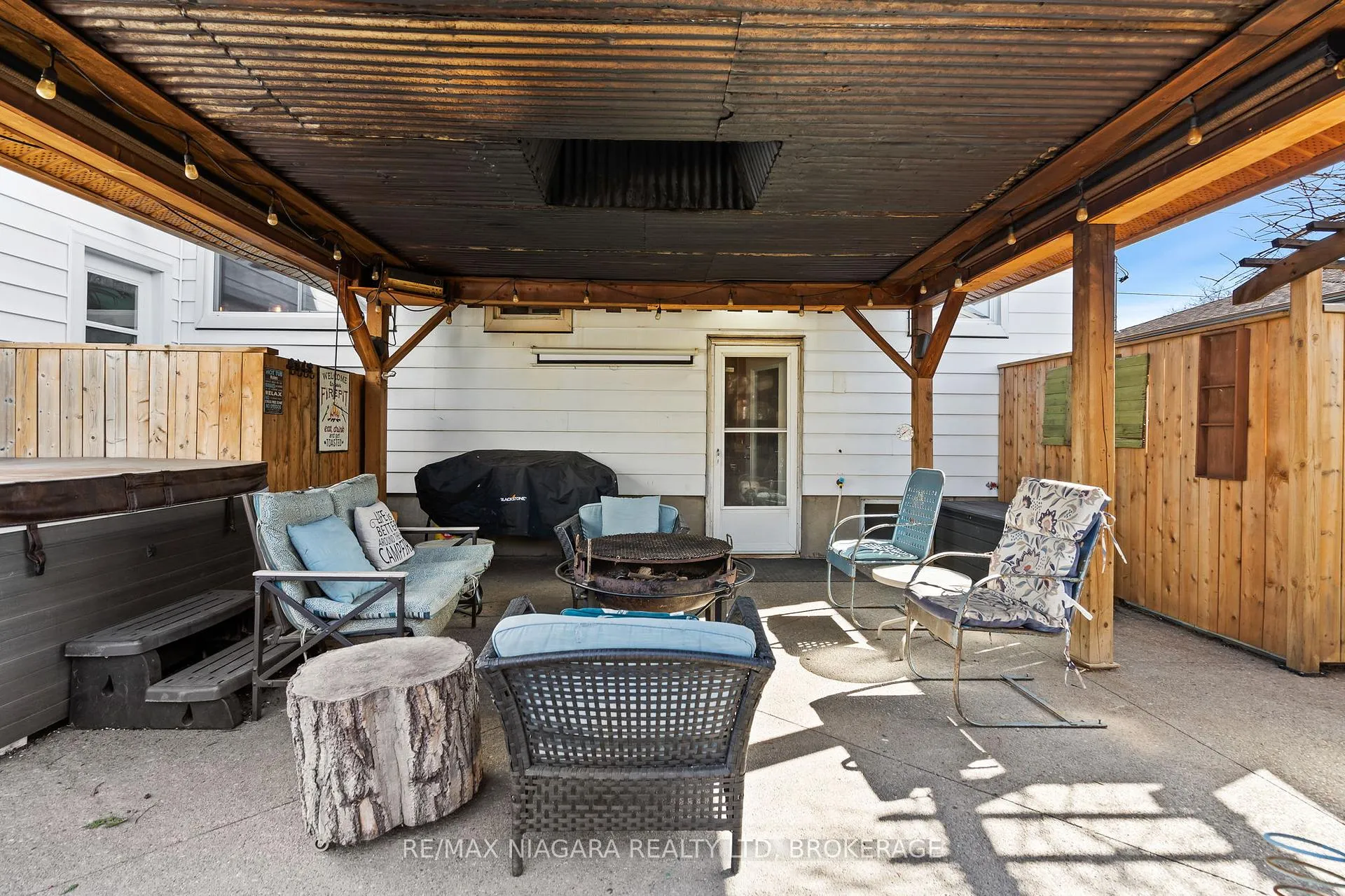 Photo 37 of 267 Vansickle Road, St. Catharines, Rykert/Vansickle — HOMEH