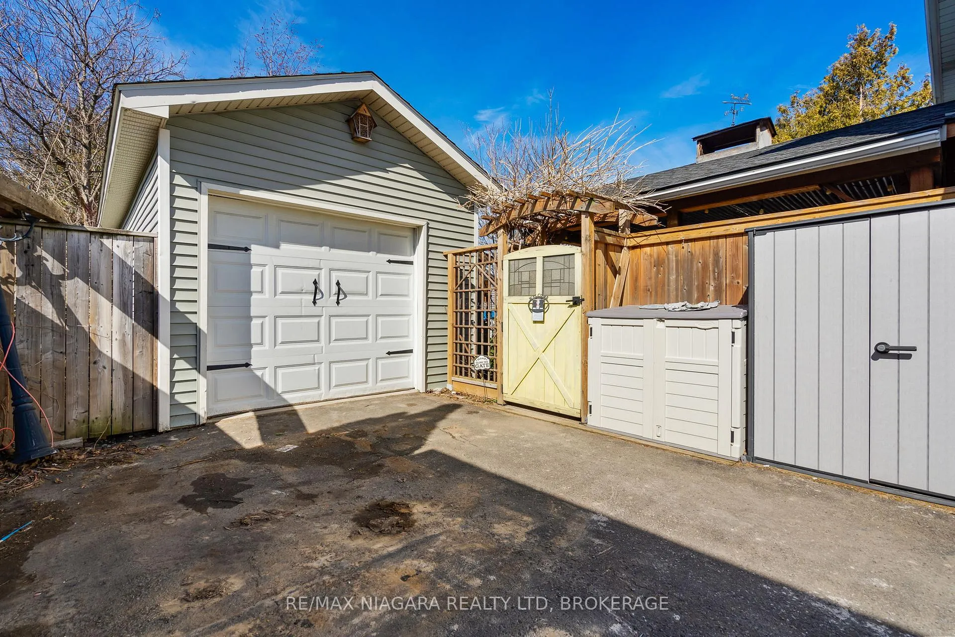 Photo 42 of 267 Vansickle Road, St. Catharines, Rykert/Vansickle — HOMEH