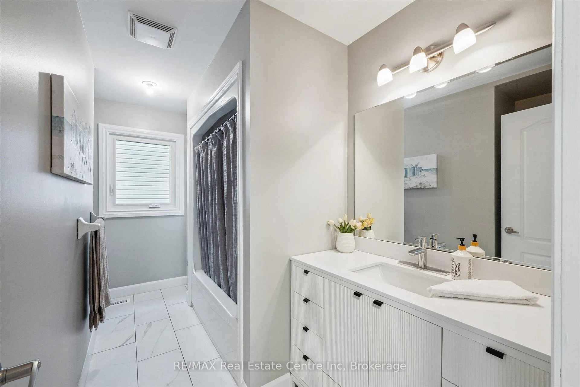 Photo 17 of 244 Carrington Drive, Guelph, Kortright West — HOMEH