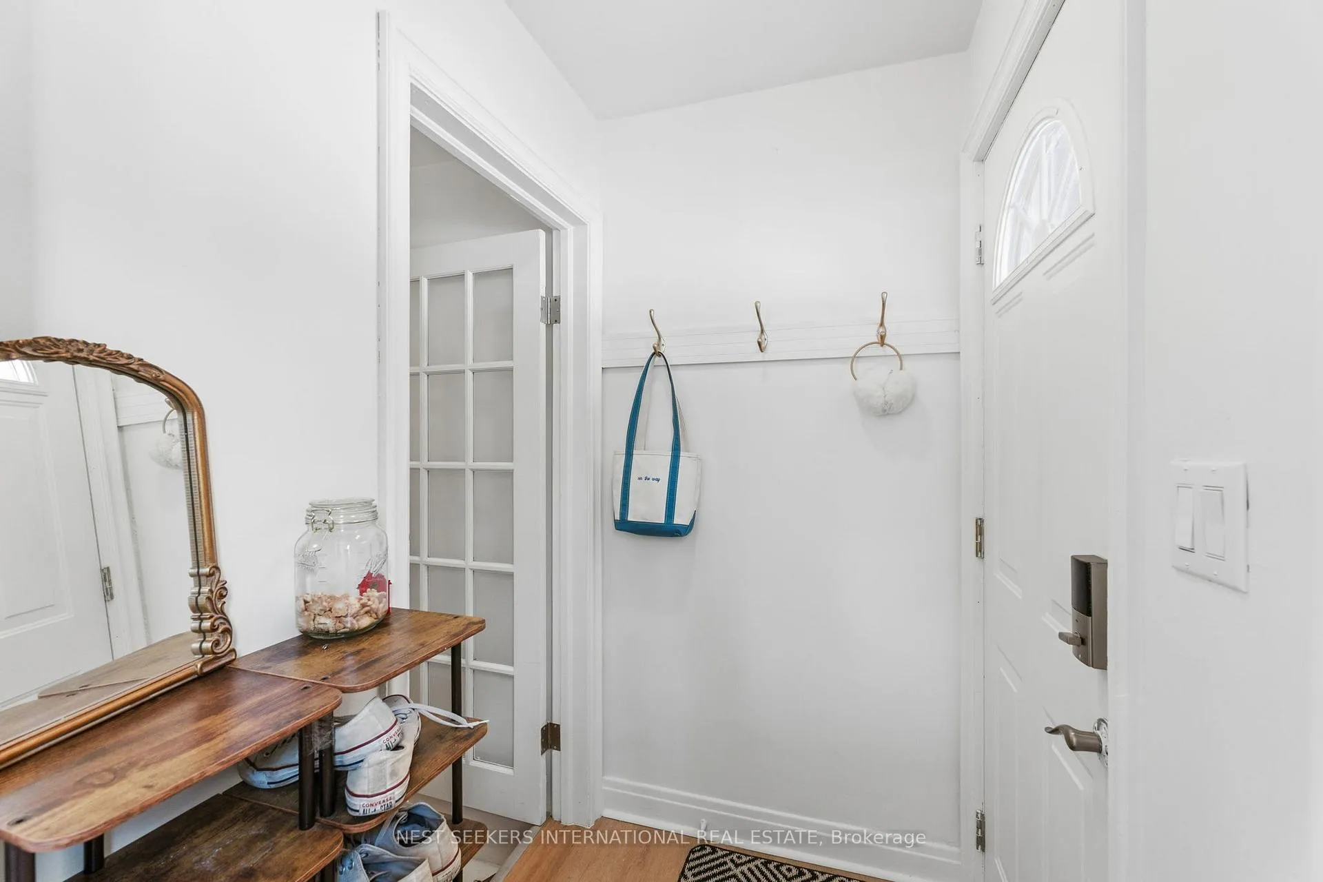 Photo 4 of 155 Matchedash Street, Orillia — HOMEH