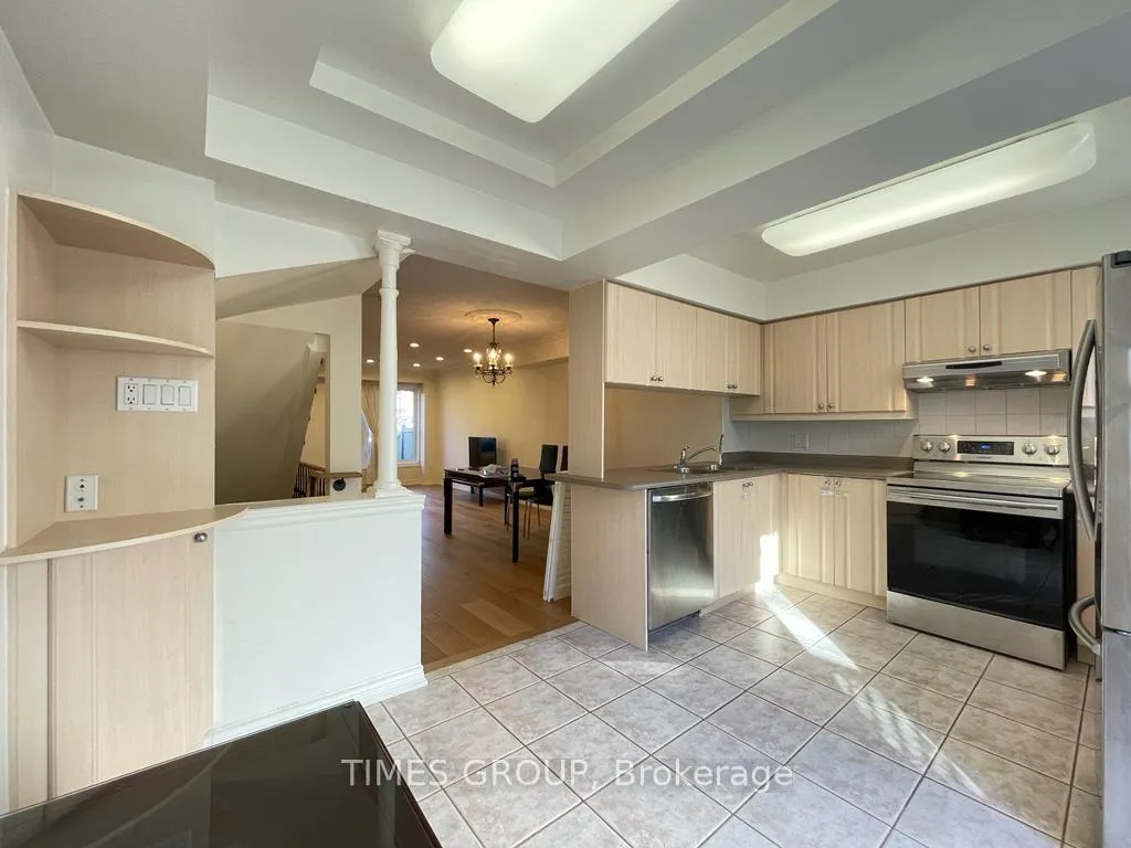 Photo 9 of Unit 104, 18 Clark Avenue W, Vaughan, Crestwood-Springfarm-Yorkhill — HOMEH