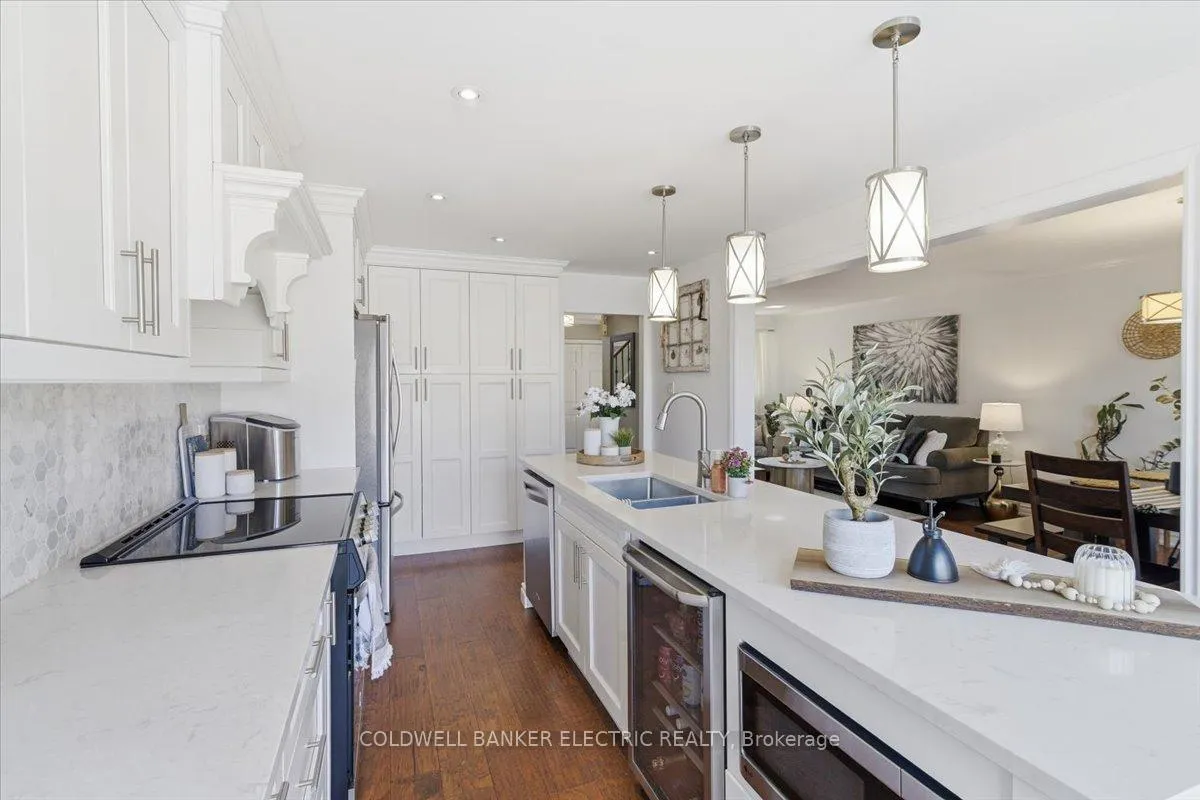 Photo 14 of 93 Farncomb Crescent, Clarington, Bowmanville — HOMEH