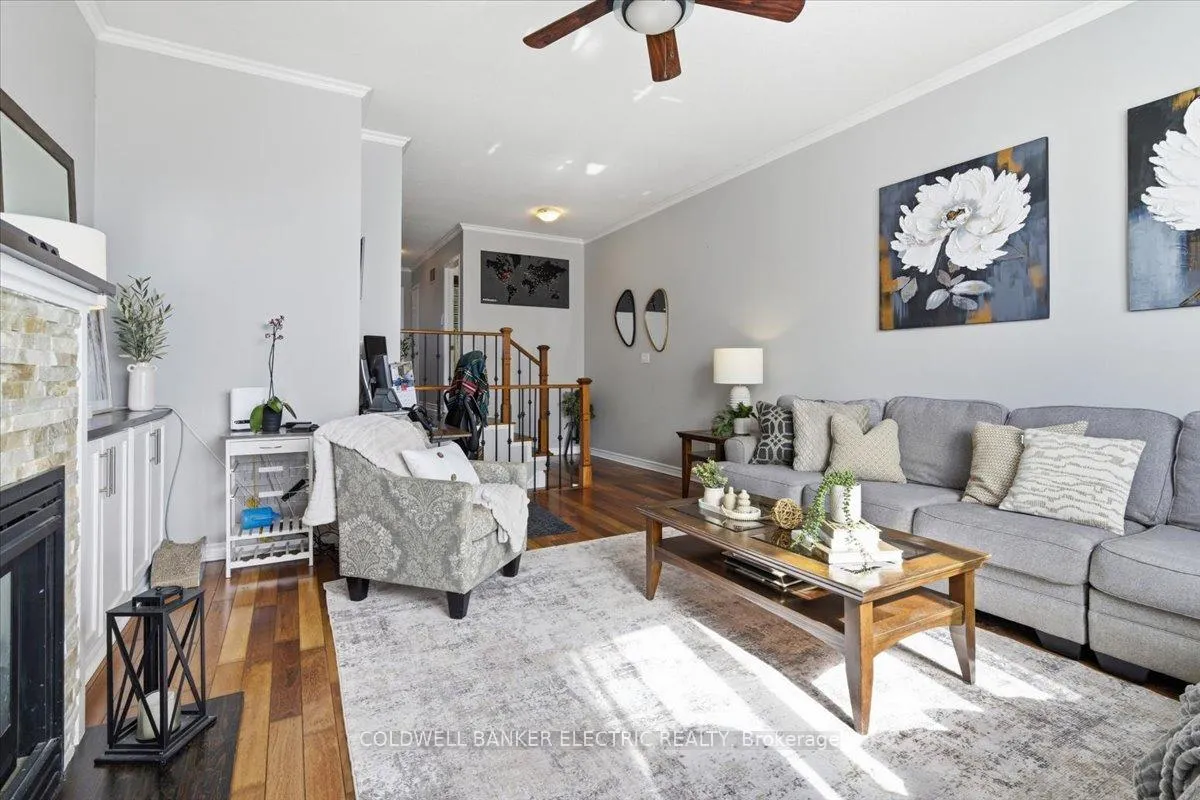 Photo 17 of 93 Farncomb Crescent, Clarington, Bowmanville — HOMEH