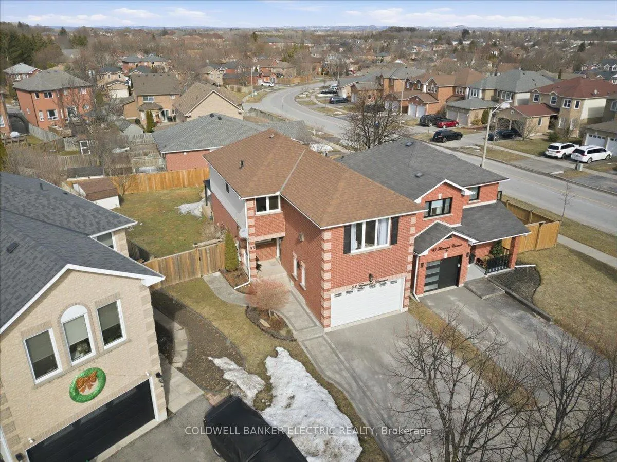 Photo 50 of 93 Farncomb Crescent, Clarington, Bowmanville — HOMEH