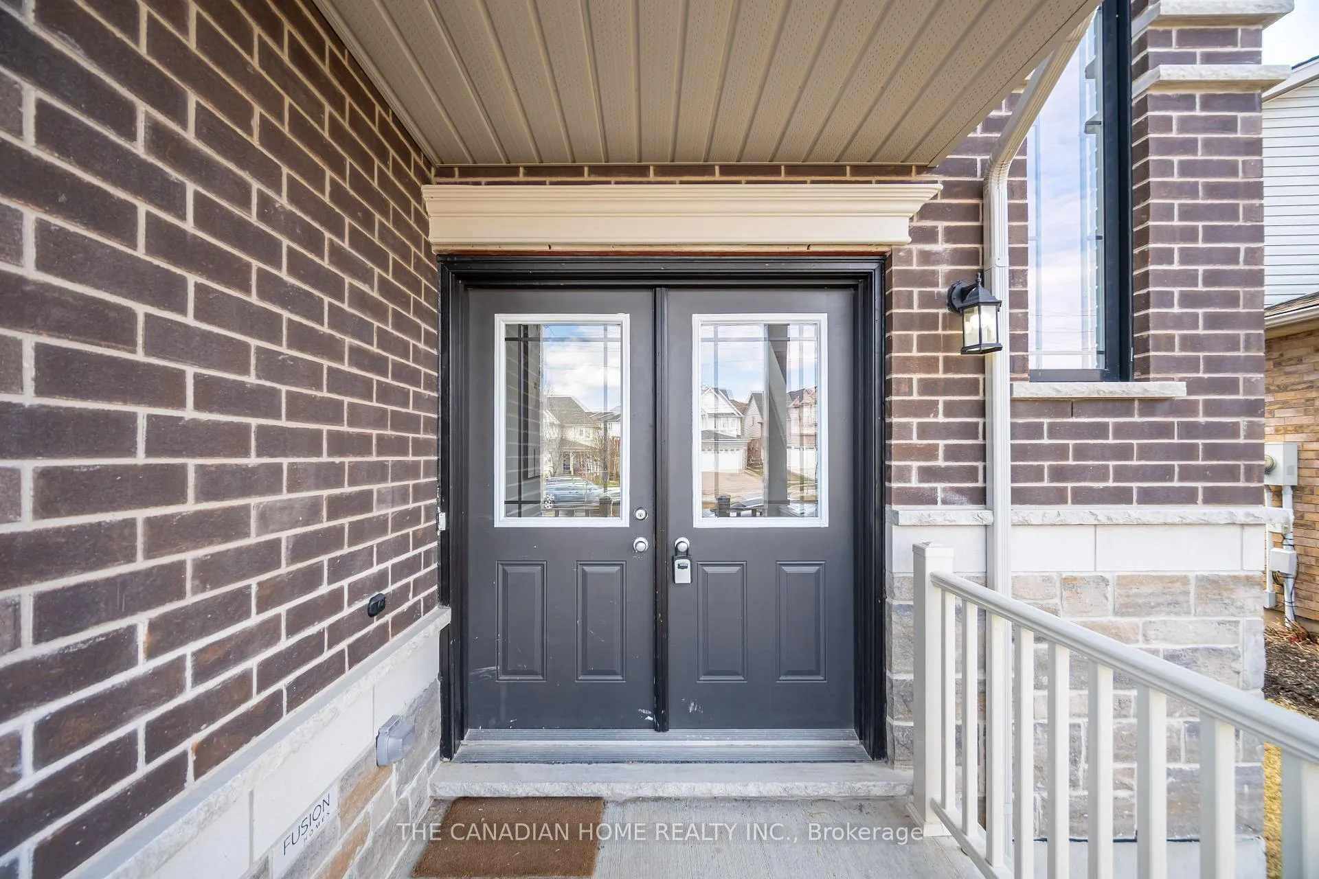 Photo 4 of 148 Starwood Drive, Guelph, Grange Road — HOMEH