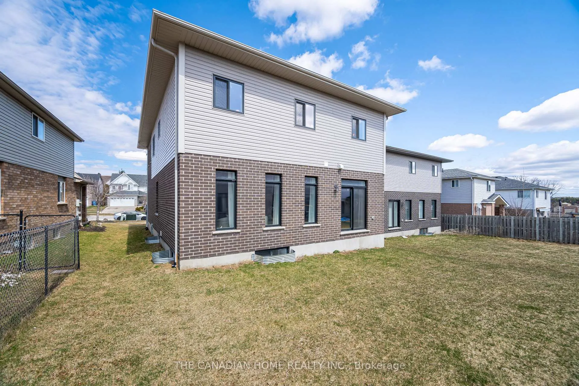 Photo 48 of 148 Starwood Drive, Guelph, Grange Road — HOMEH