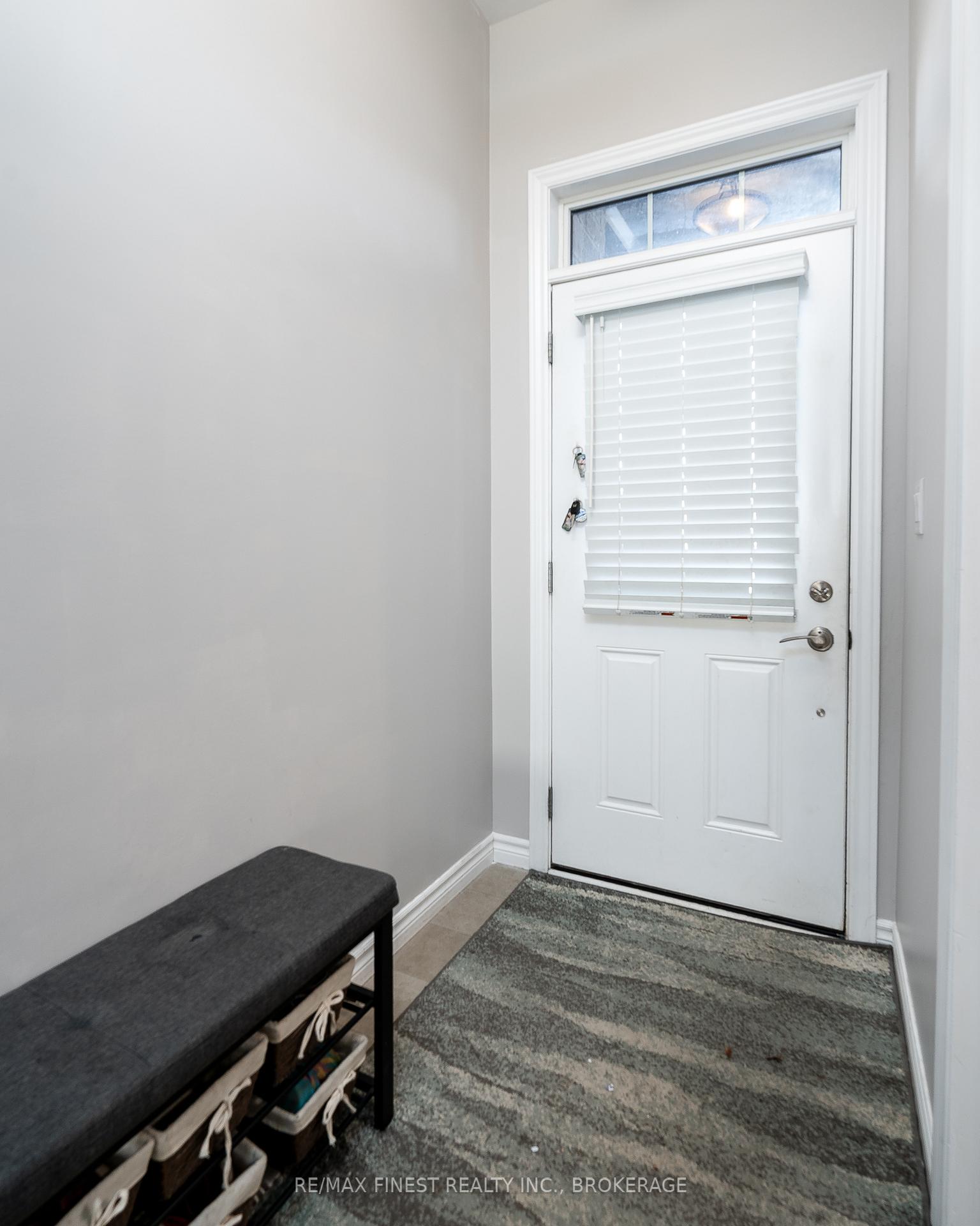 Photo 4 of 140 Simurda Court, Loyalist, Amherstview — HOMEH