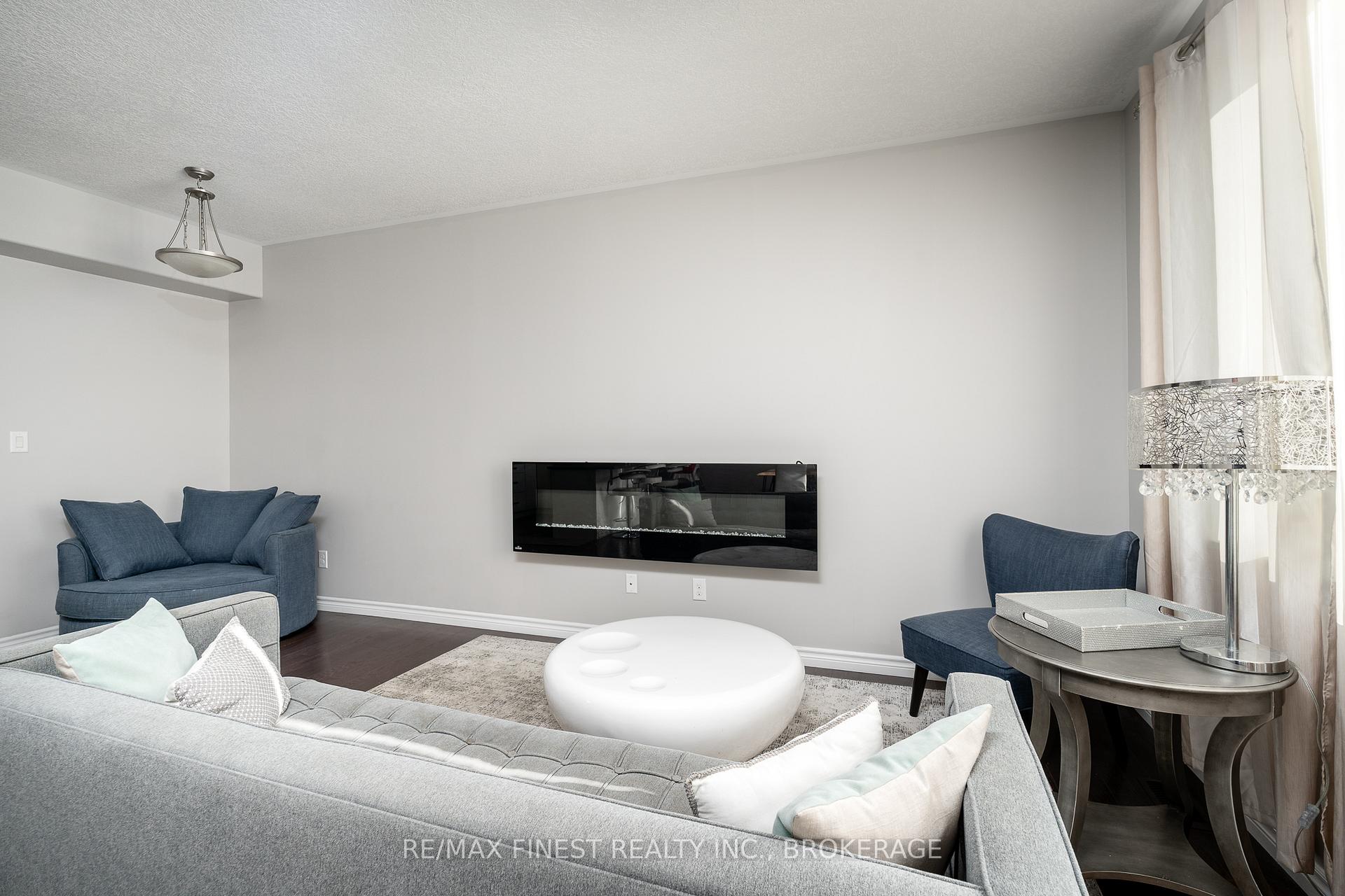 Photo 7 of 140 Simurda Court, Loyalist, Amherstview — HOMEH