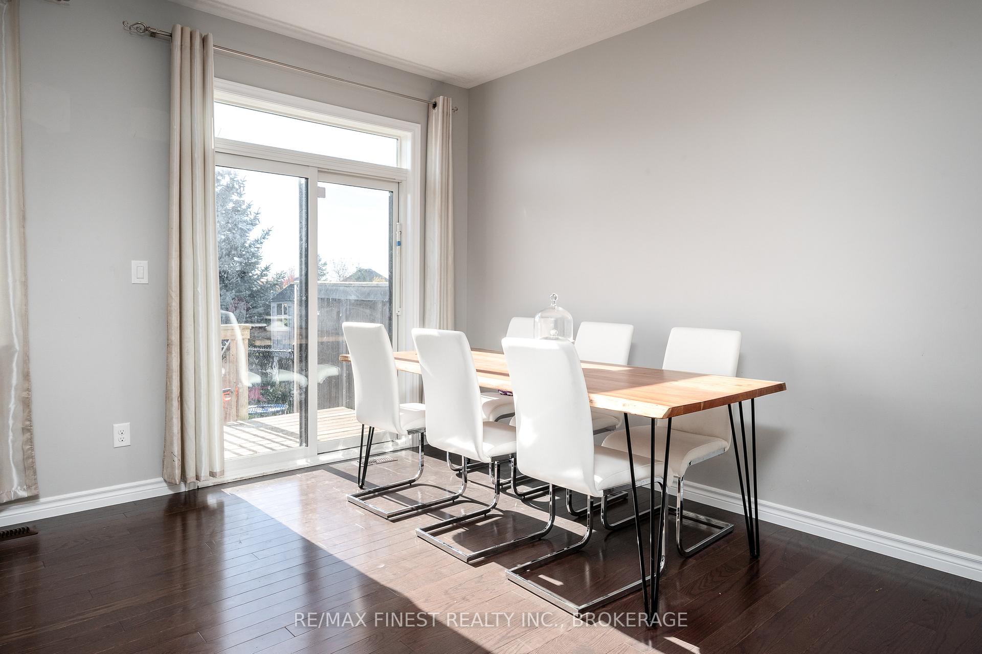 Photo 8 of 140 Simurda Court, Loyalist, Amherstview — HOMEH