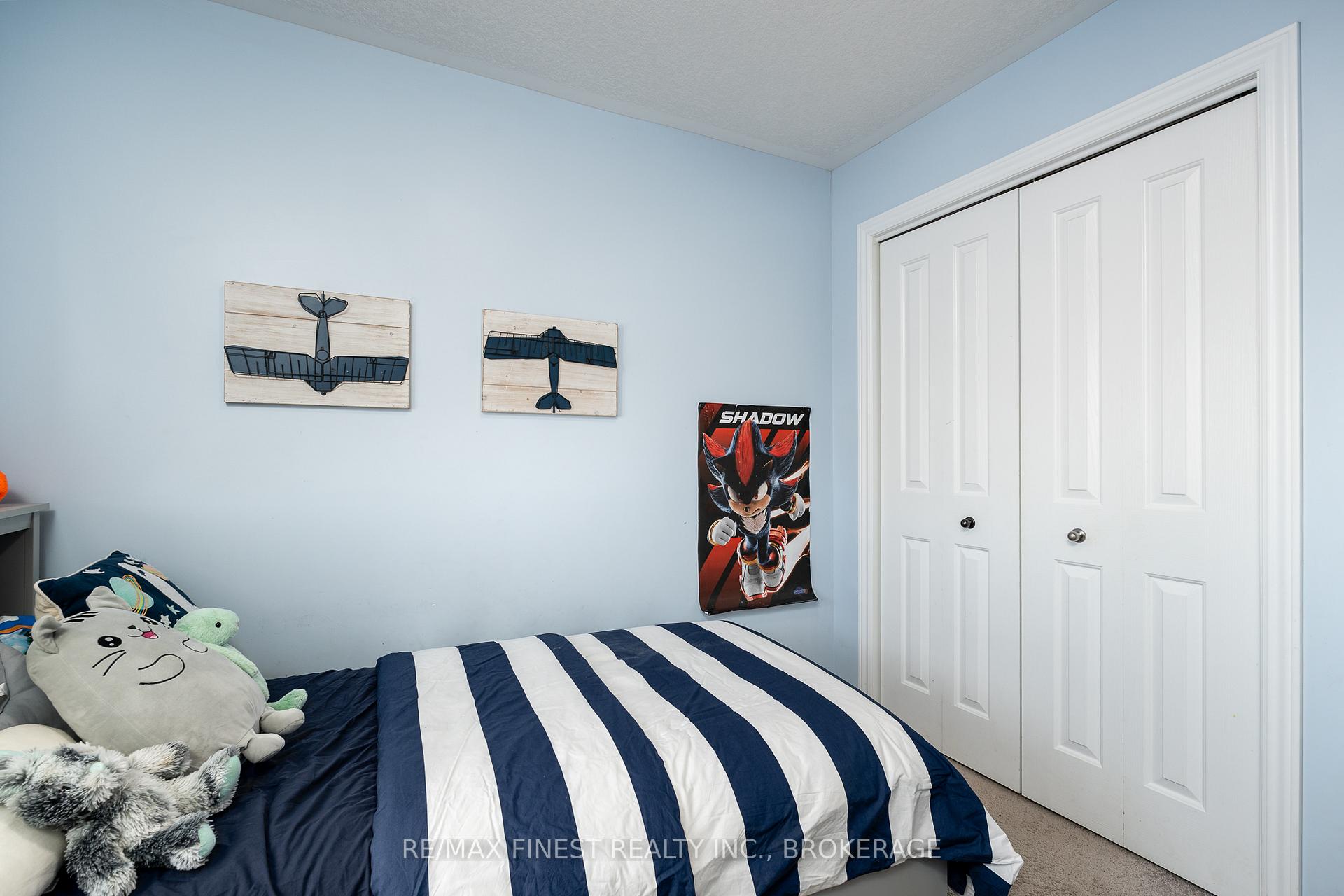 Photo 16 of 140 Simurda Court, Loyalist, Amherstview — HOMEH