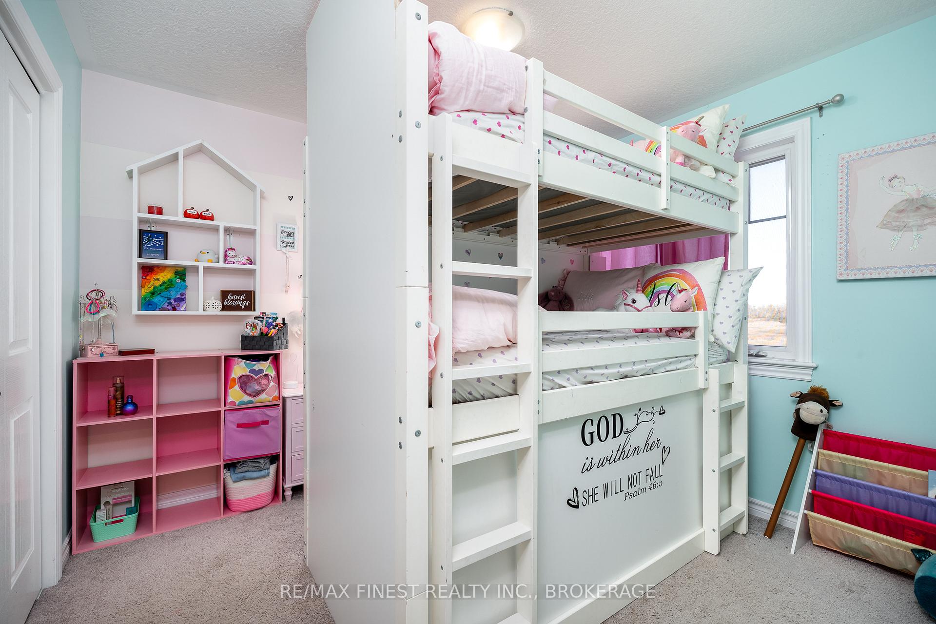 Photo 17 of 140 Simurda Court, Loyalist, Amherstview — HOMEH