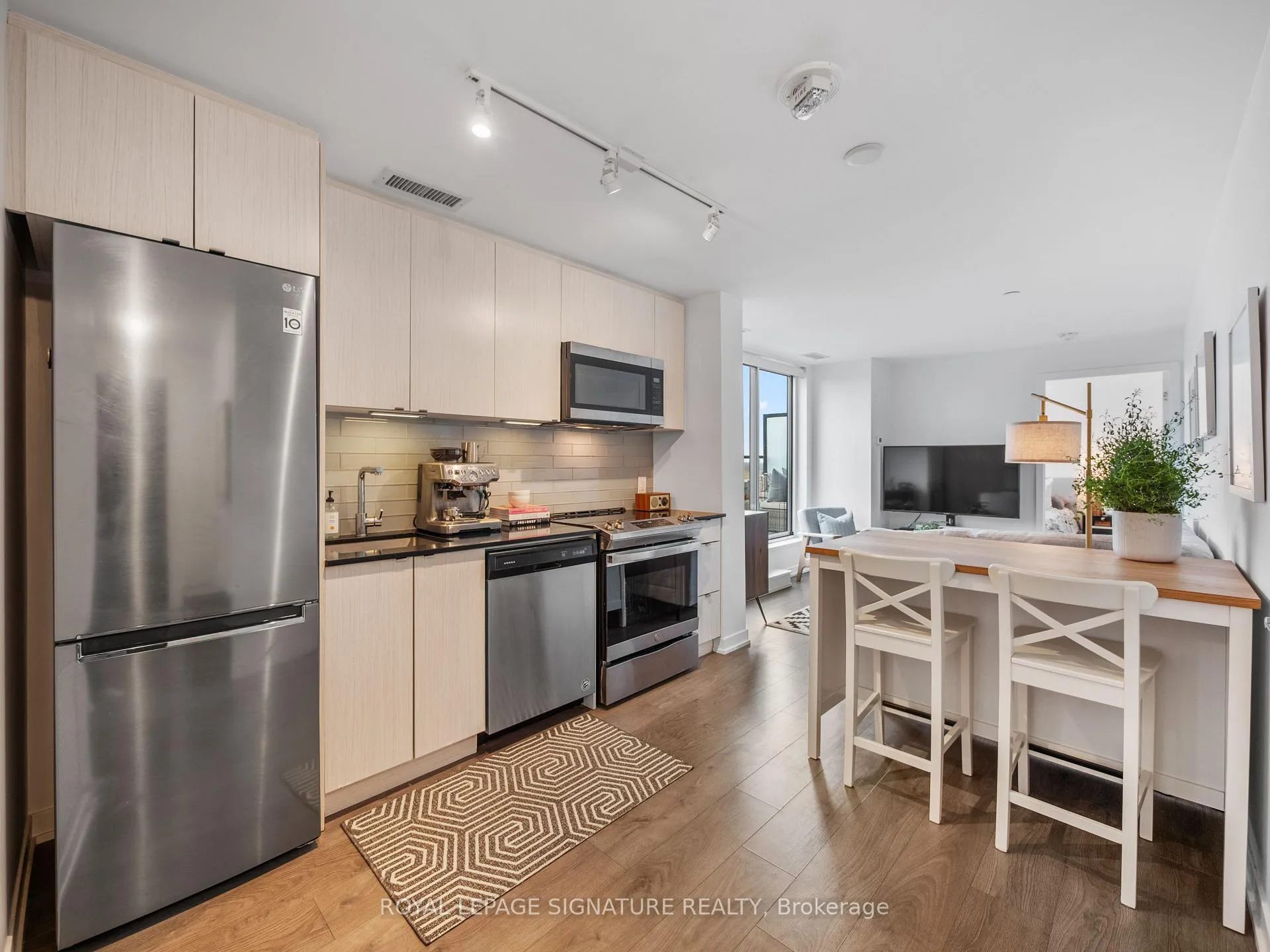 Photo 5 of Unit 715, 1401 O'Connor Drive, Toronto, O'Connor-Parkview — HOMEH