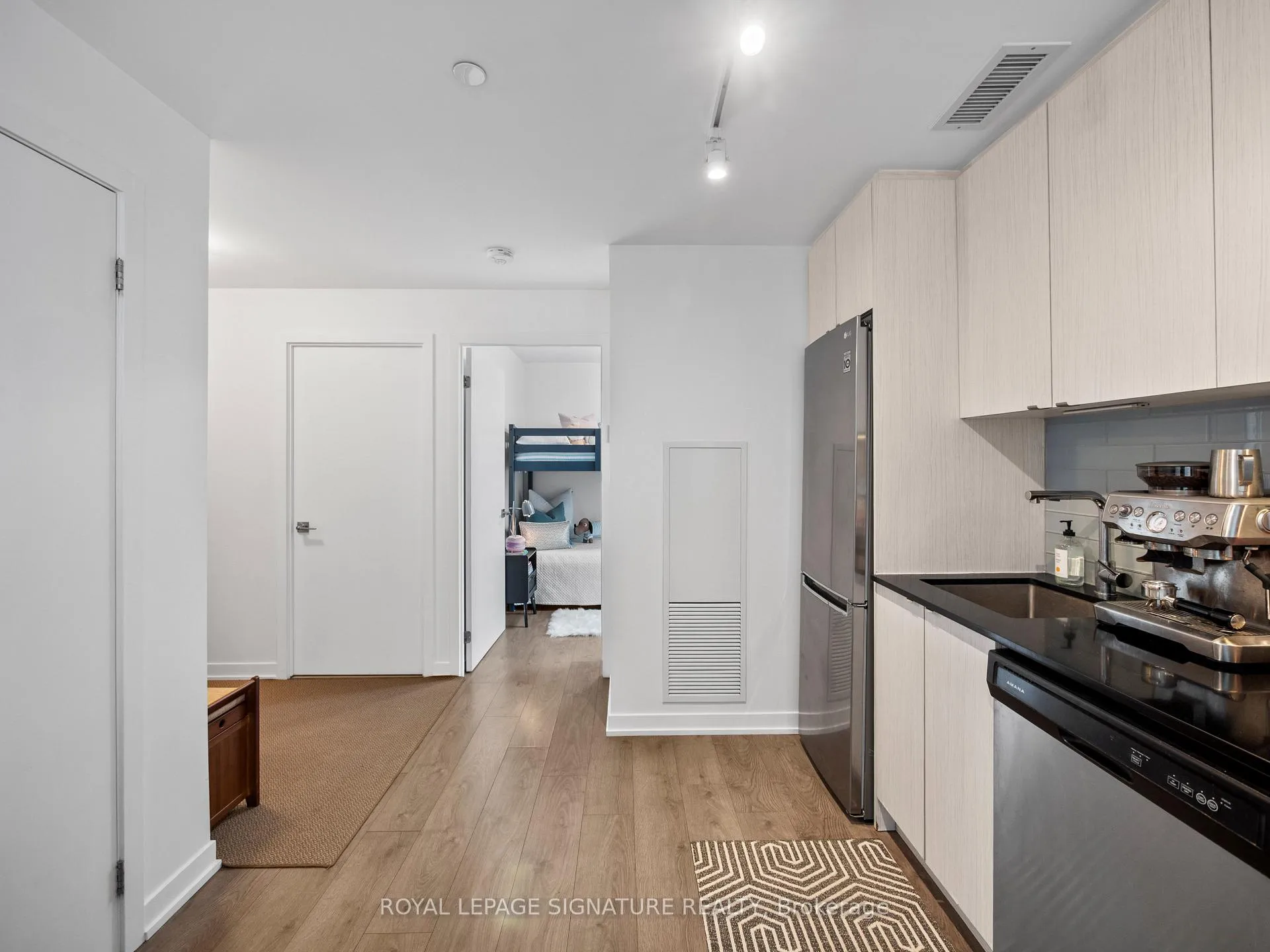 Photo 9 of Unit 715, 1401 O'Connor Drive, Toronto, O'Connor-Parkview — HOMEH