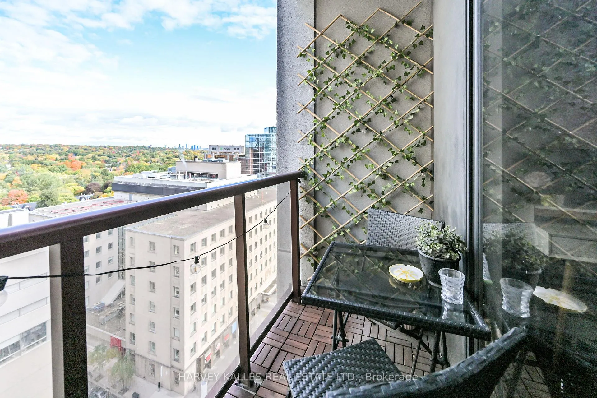 Photo 13 of Unit 1704, 85 Bloor Street E, Toronto, Church-Yonge Corridor — HOMEH