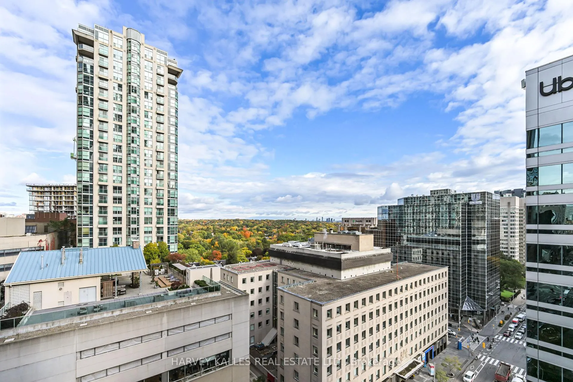 Photo 15 of Unit 1704, 85 Bloor Street E, Toronto, Church-Yonge Corridor — HOMEH
