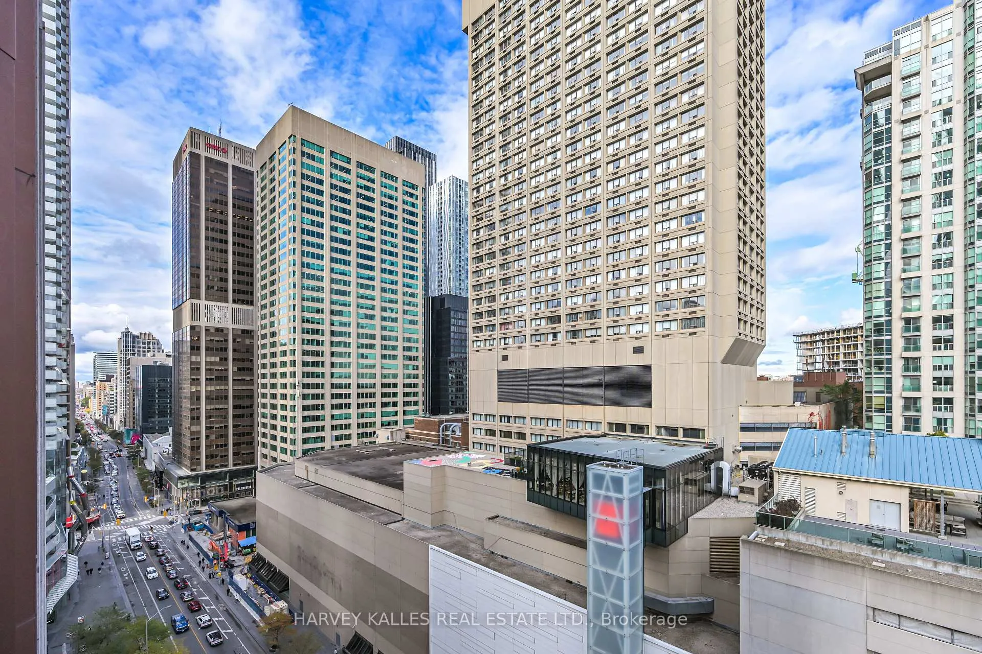 Photo 16 of Unit 1704, 85 Bloor Street E, Toronto, Church-Yonge Corridor — HOMEH
