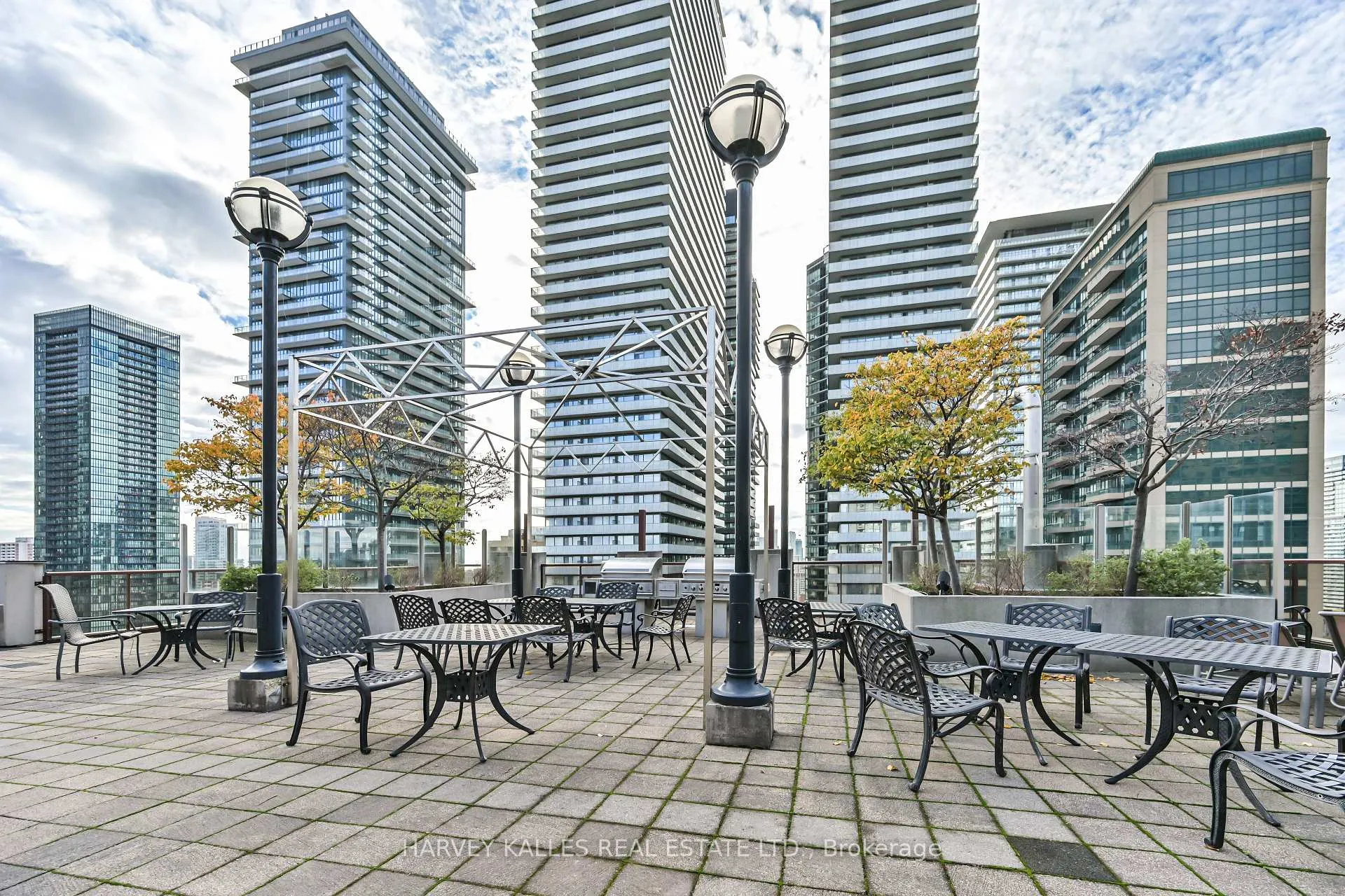 Photo 19 of Unit 1704, 85 Bloor Street E, Toronto, Church-Yonge Corridor — HOMEH