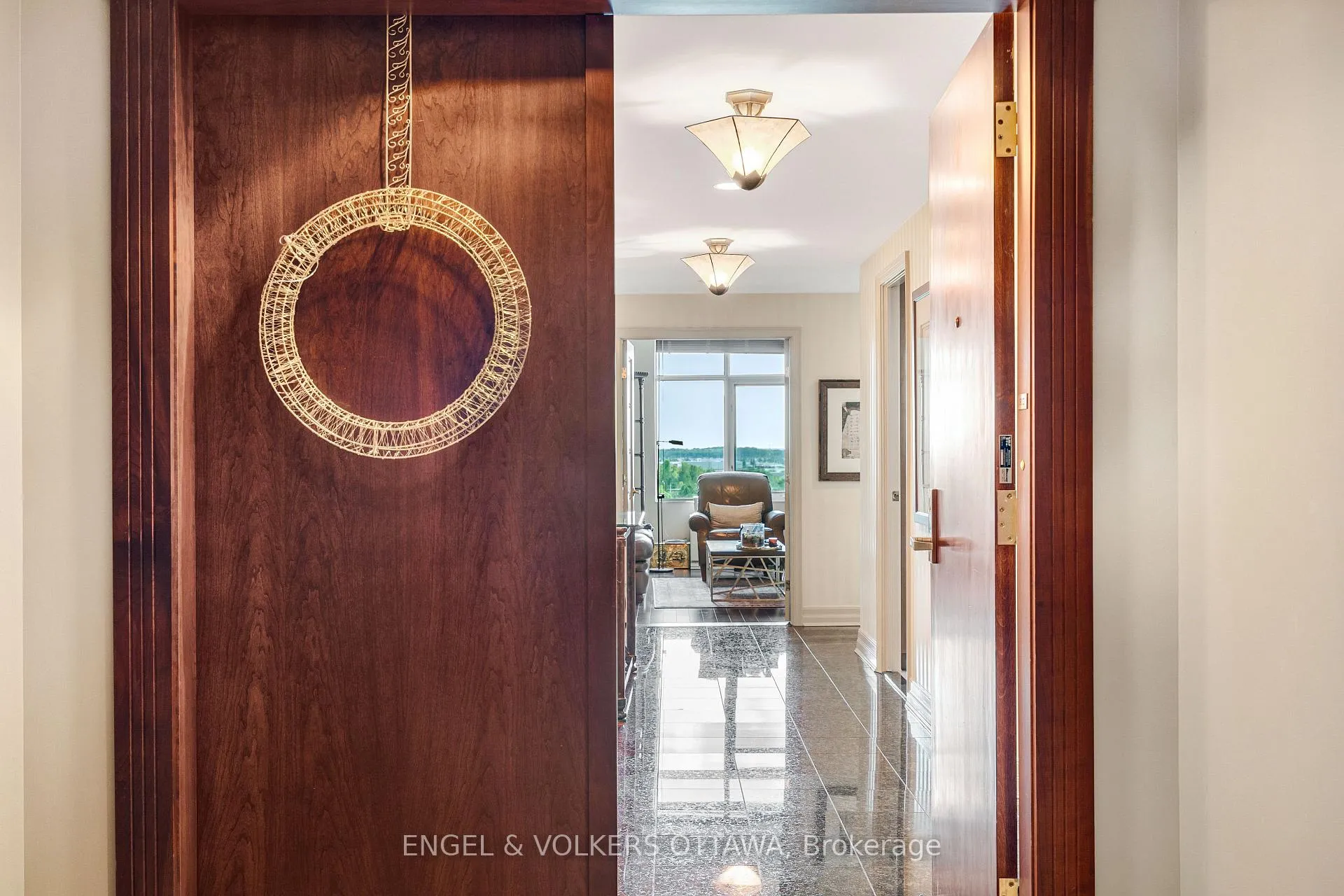 Photo 3 of Unit 903, 3590 Rivergate Way, Ottawa, Quinterra — HOMEH