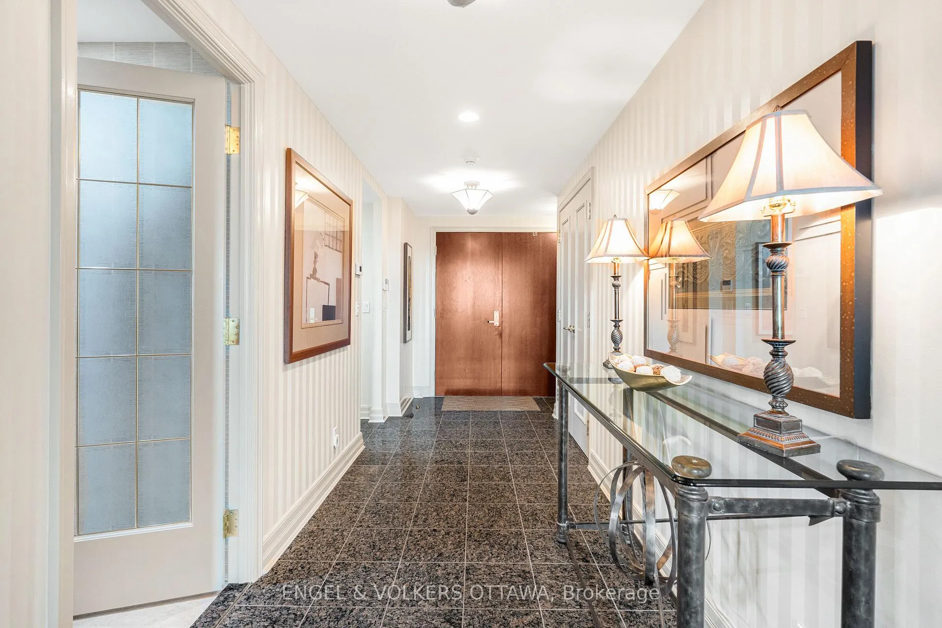 Photo 5 of Unit 903, 3590 Rivergate Way, Ottawa, Quinterra — HOMEH