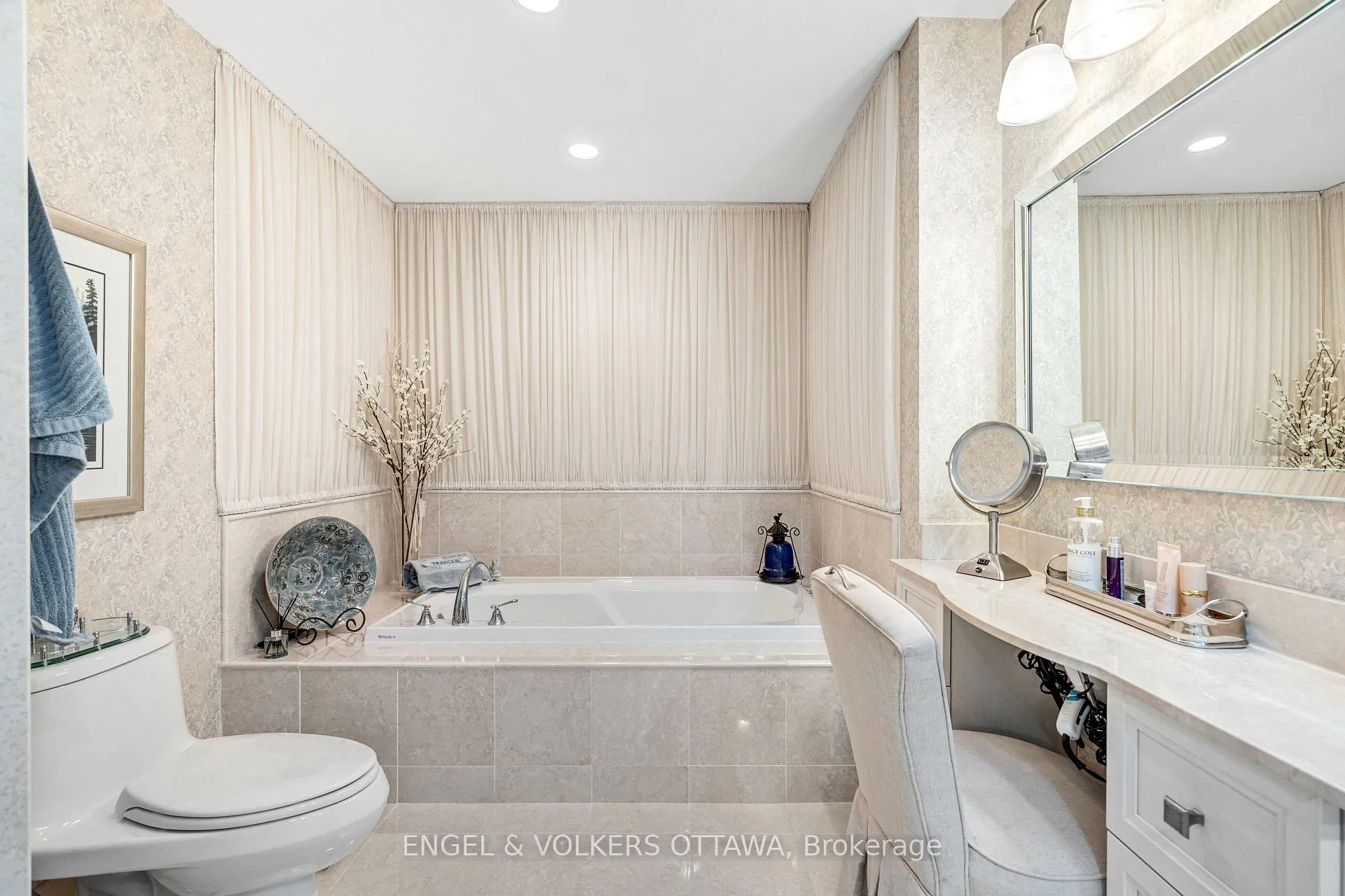 Photo 29 of Unit 903, 3590 Rivergate Way, Ottawa, Quinterra — HOMEH