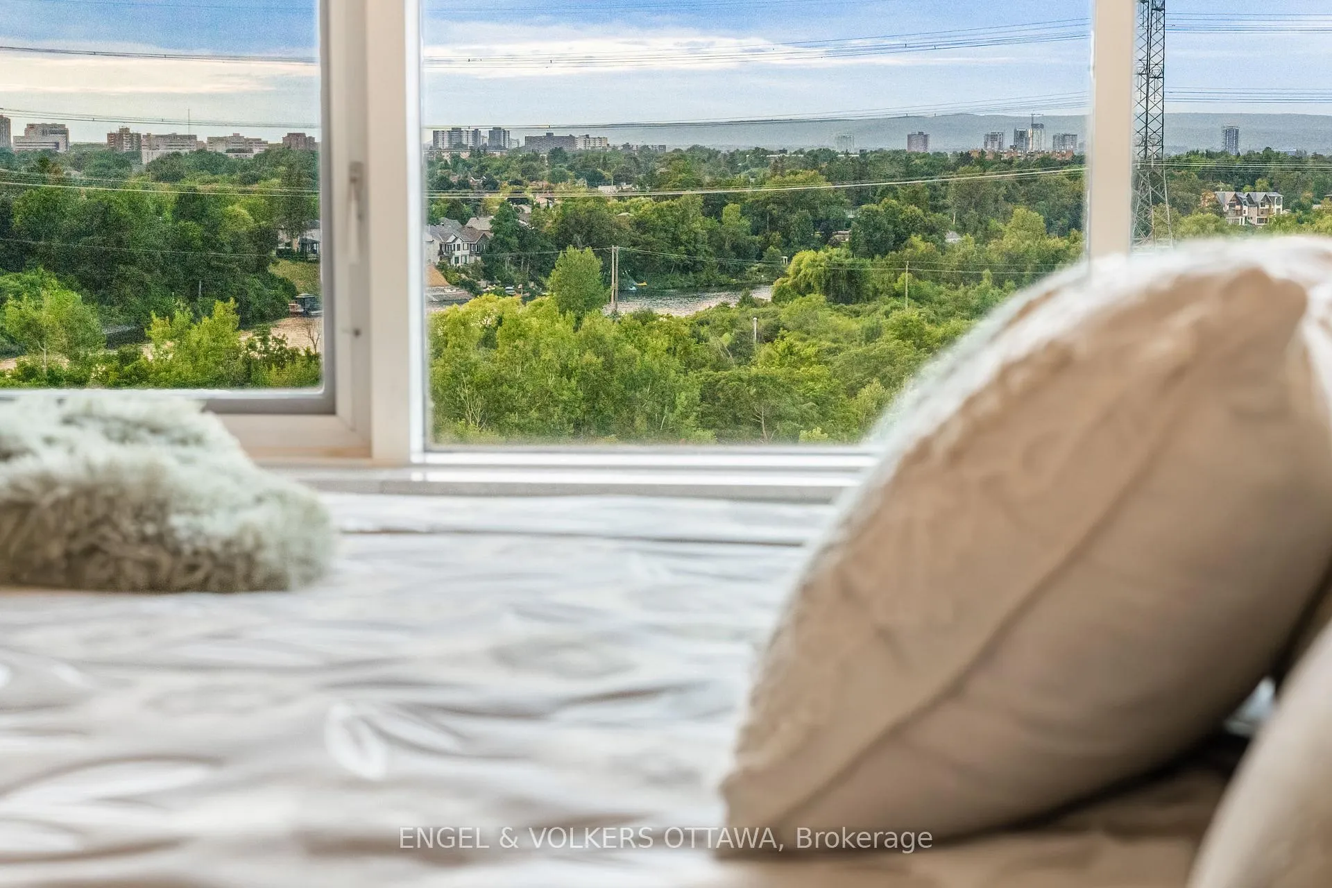 Photo 37 of Unit 903, 3590 Rivergate Way, Ottawa, Quinterra — HOMEH