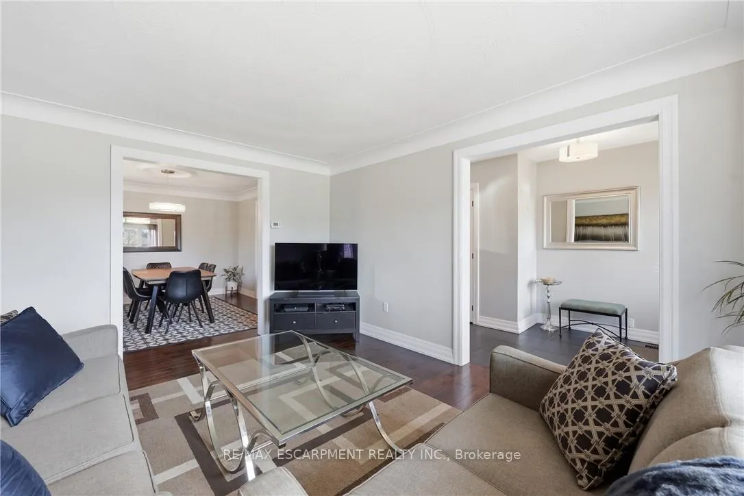 Photo 11 of 14 Atkins Drive, Hamilton, Gurnett — HOMEH