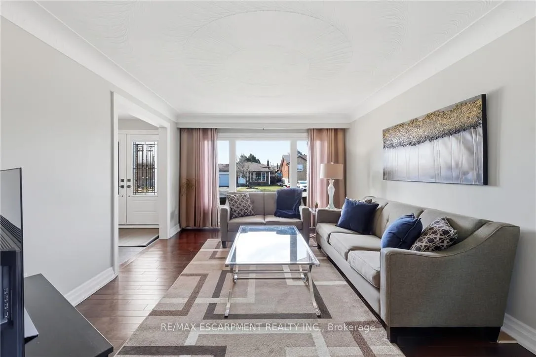 Photo 12 of 14 Atkins Drive, Hamilton, Gurnett — HOMEH