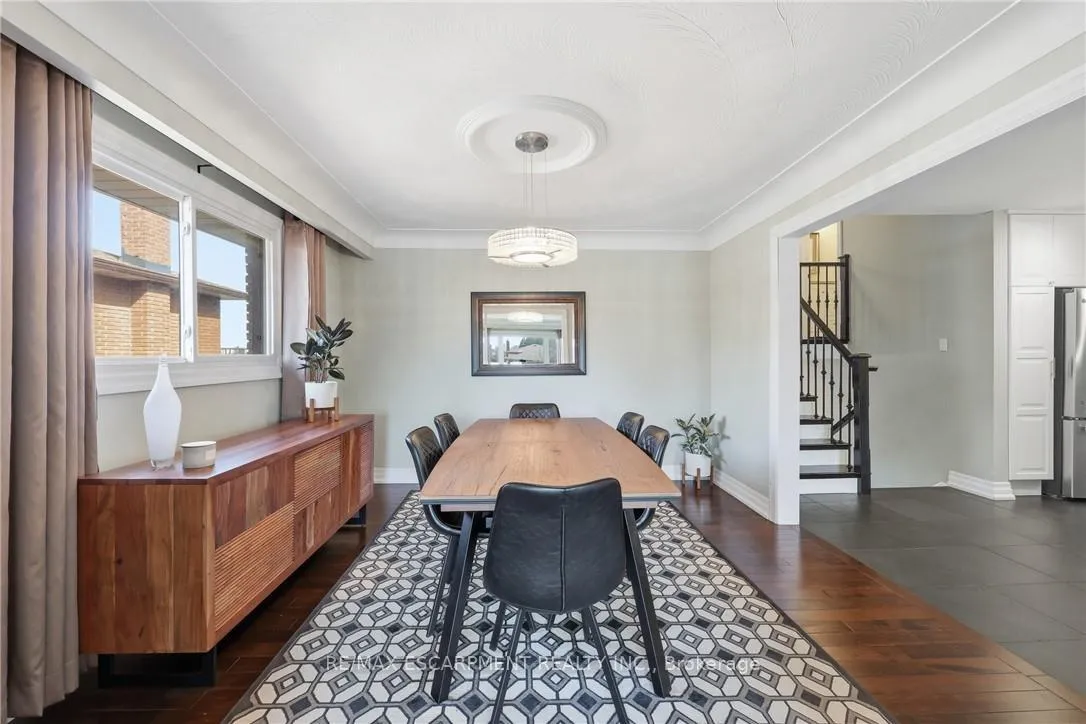 Photo 13 of 14 Atkins Drive, Hamilton, Gurnett — HOMEH