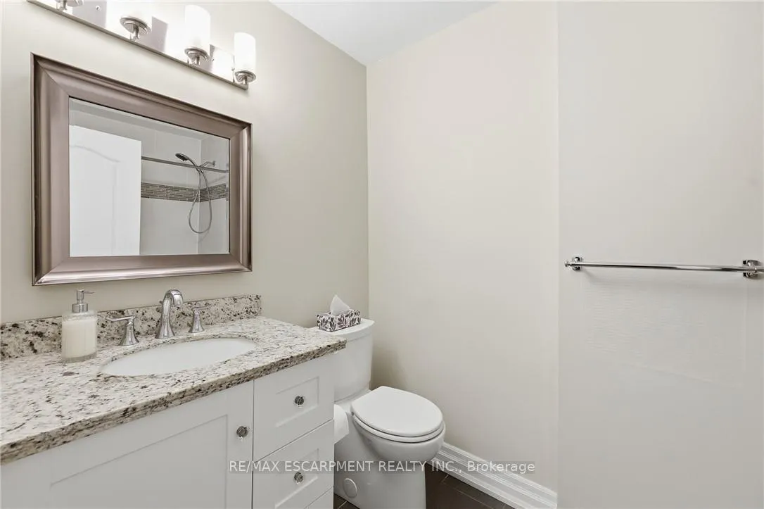 Photo 22 of 14 Atkins Drive, Hamilton, Gurnett — HOMEH