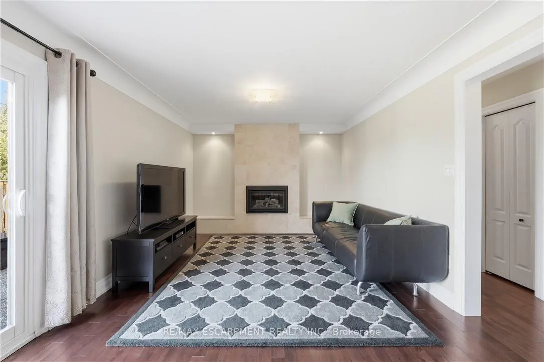 Photo 26 of 14 Atkins Drive, Hamilton, Gurnett — HOMEH