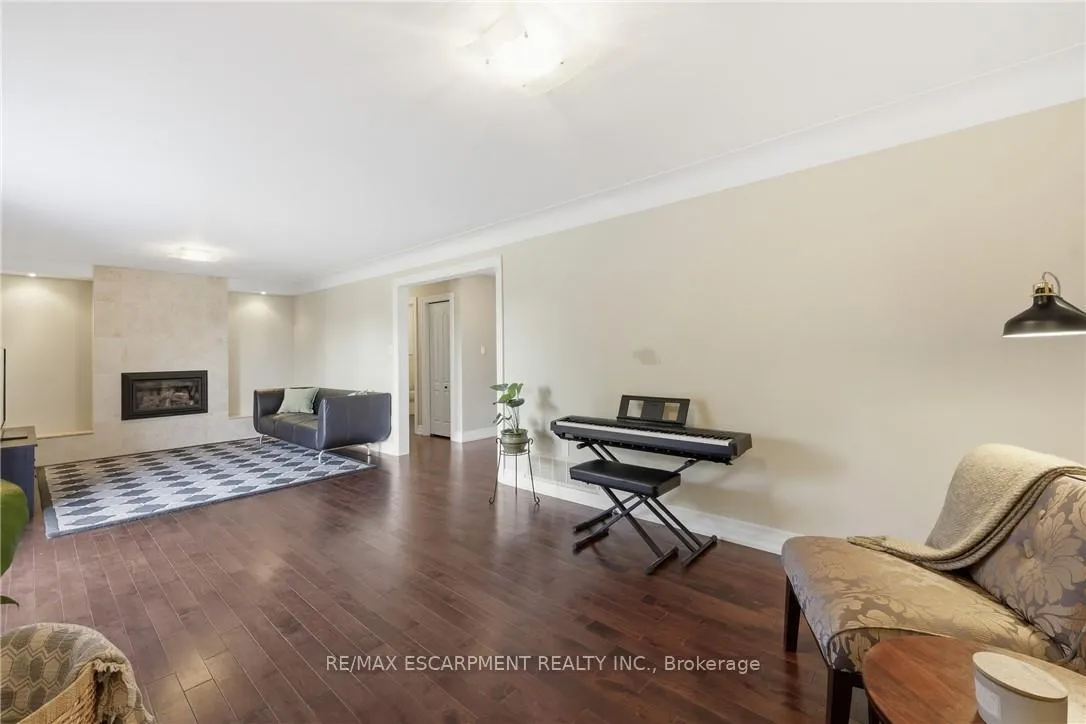 Photo 27 of 14 Atkins Drive, Hamilton, Gurnett — HOMEH