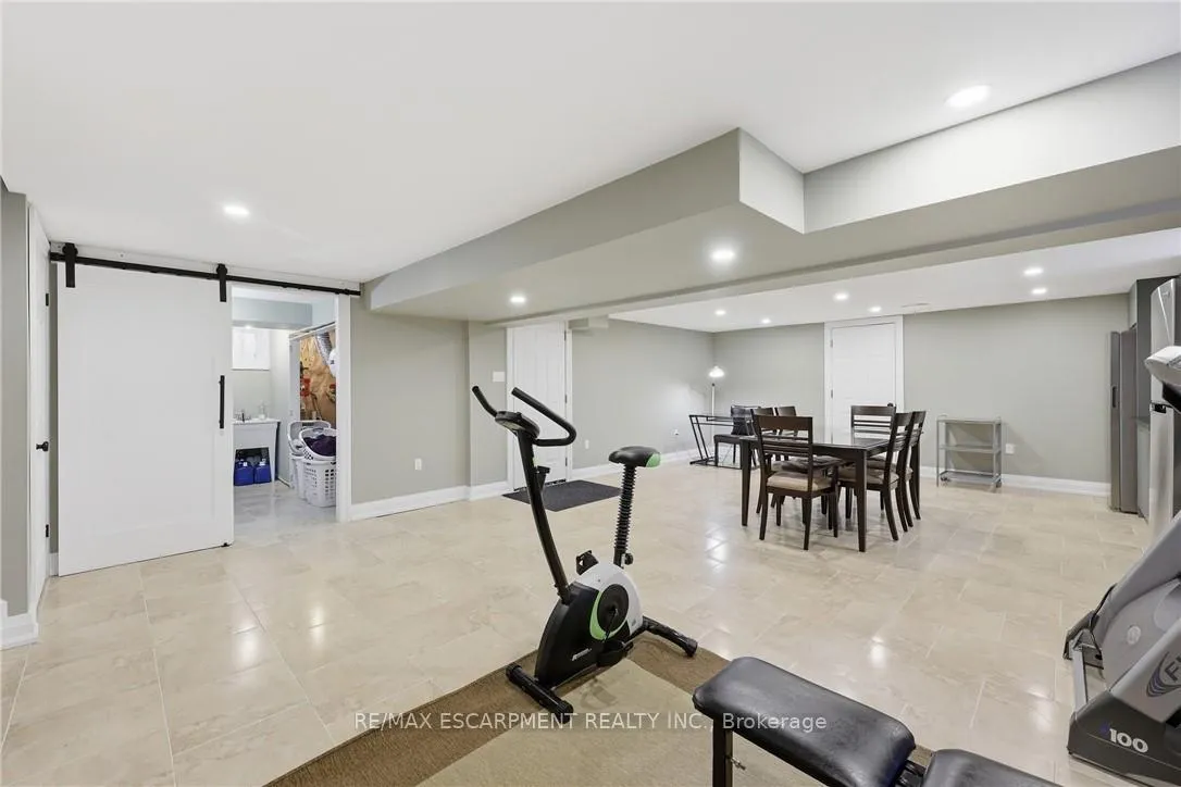 Photo 34 of 14 Atkins Drive, Hamilton, Gurnett — HOMEH