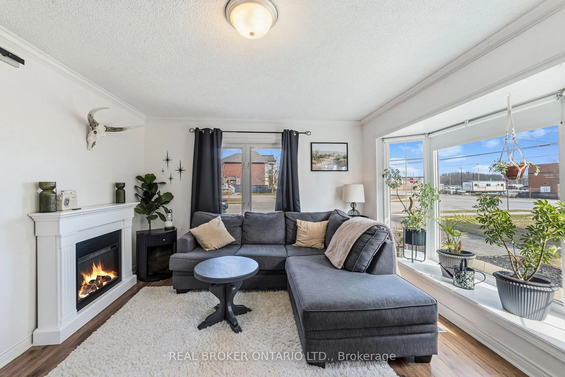 Photo 6 of 1378 Upper Wellington Street, Hamilton, Jerome — HOMEH
