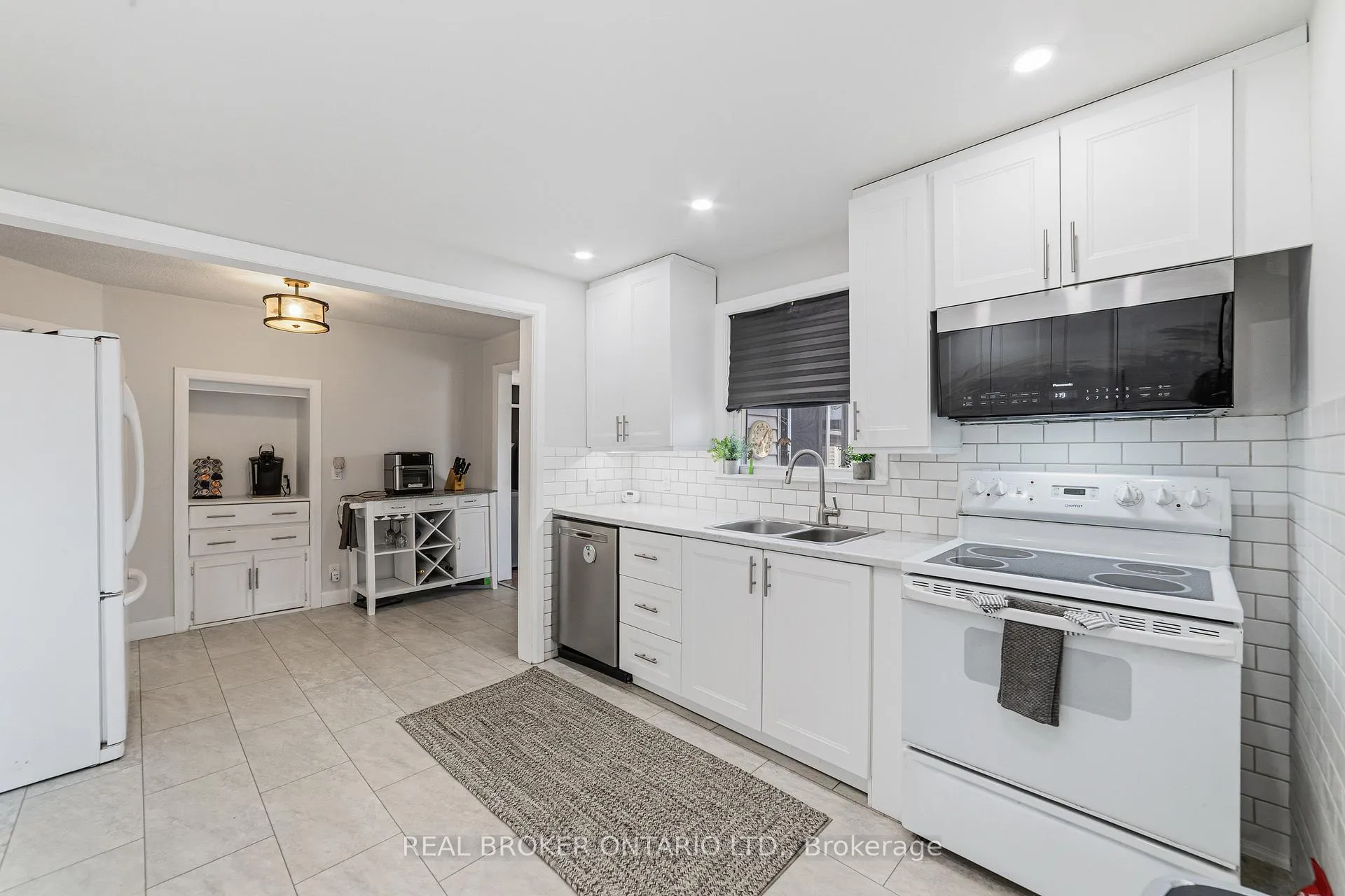 Photo 10 of 1378 Upper Wellington Street, Hamilton, Jerome — HOMEH