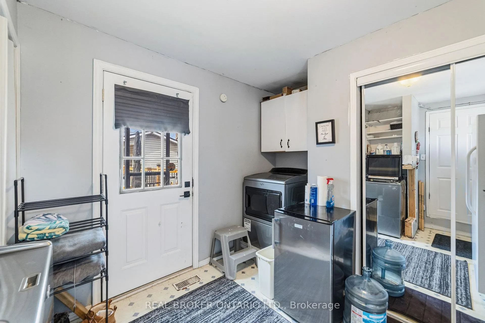 Photo 11 of 1378 Upper Wellington Street, Hamilton, Jerome — HOMEH