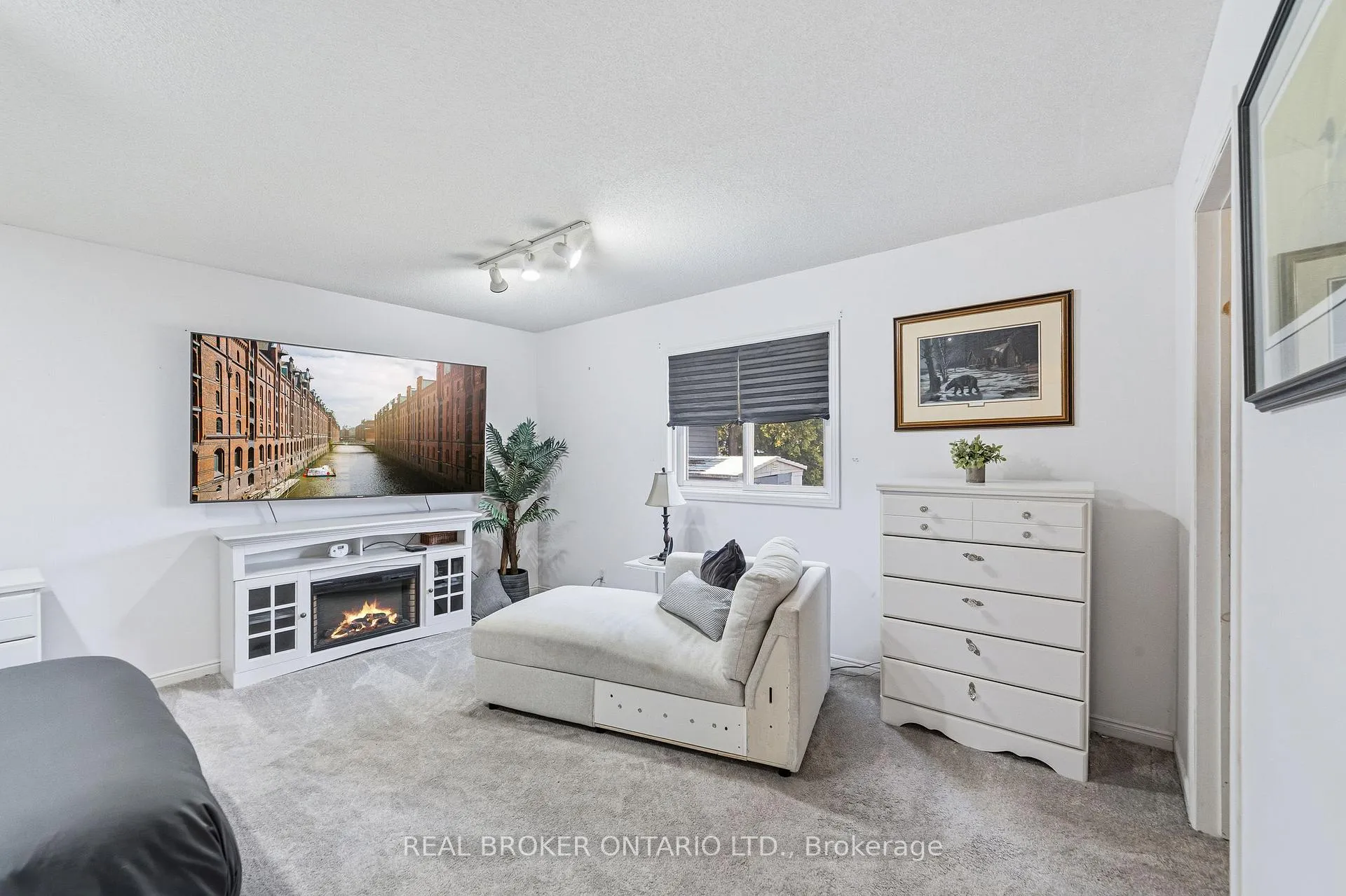 Photo 25 of 1378 Upper Wellington Street, Hamilton, Jerome — HOMEH