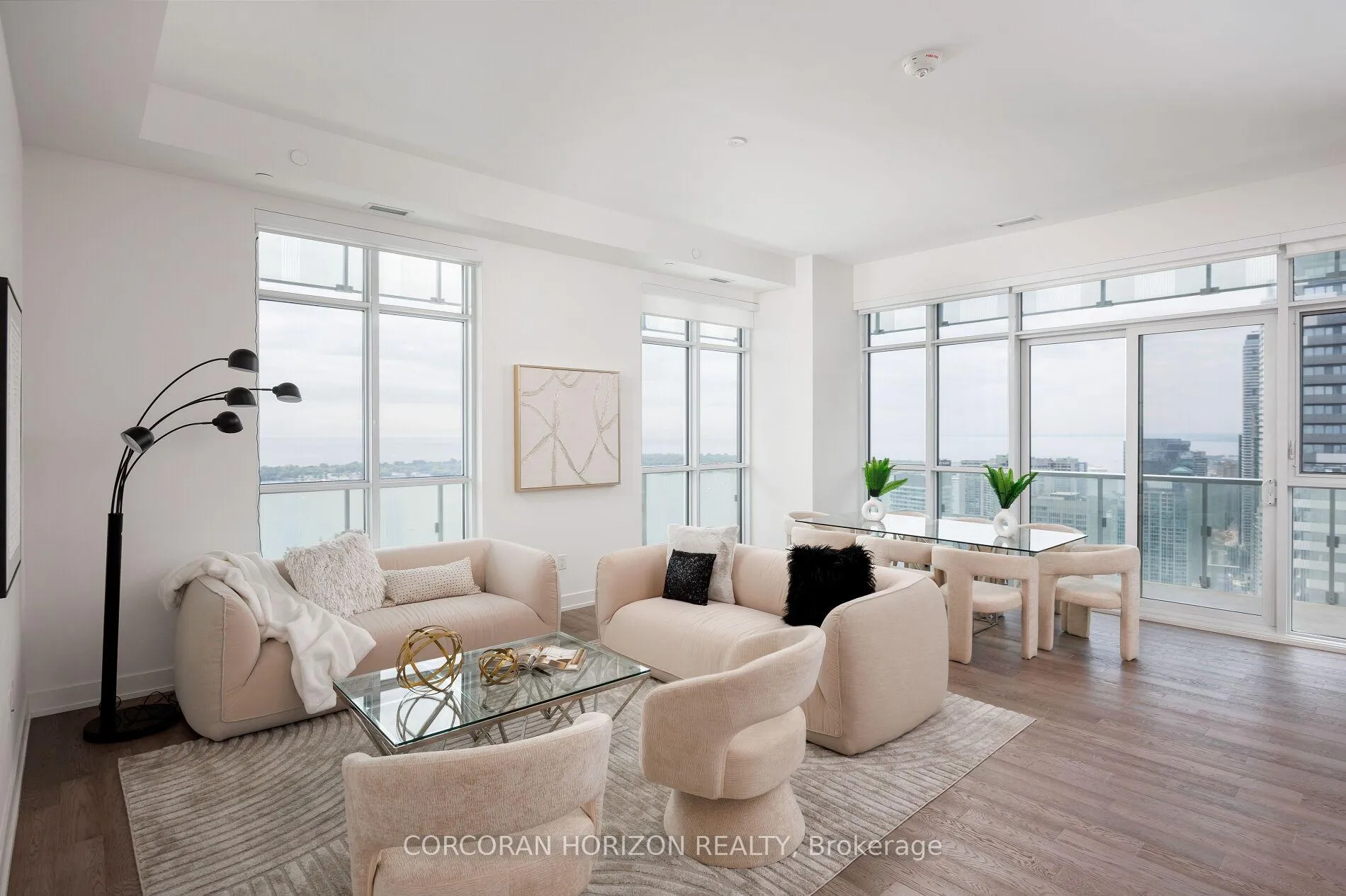 Photo 10 of Unit SPH4402, 15 Lower Jarvis Street, Toronto, Waterfront Communities — HOMEH