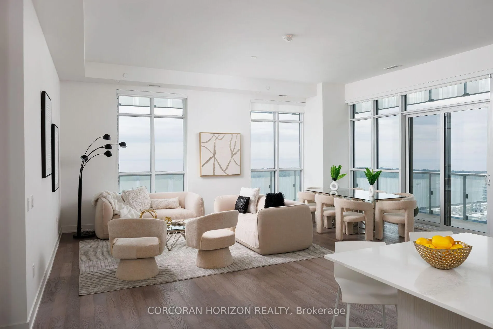 Photo 11 of Unit SPH4402, 15 Lower Jarvis Street, Toronto, Waterfront Communities — HOMEH