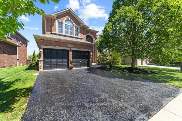 Photo 2 of 2431 Meadowridge Drive, Oakville, Joshua Creek — HOMEH