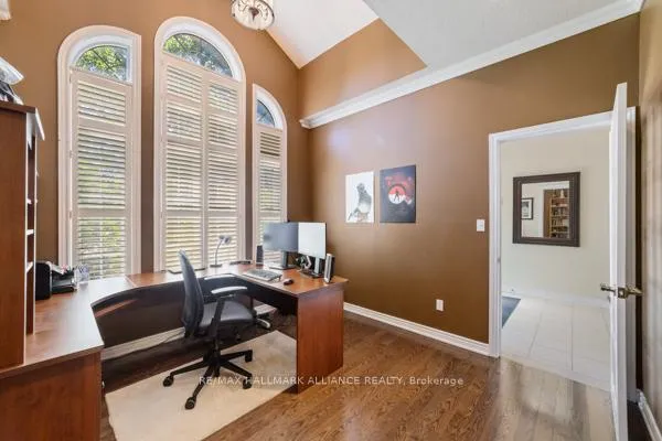 Photo 4 of 2431 Meadowridge Drive, Oakville, Joshua Creek — HOMEH