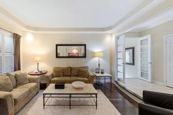 Photo 6 of 2431 Meadowridge Drive, Oakville, Joshua Creek — HOMEH