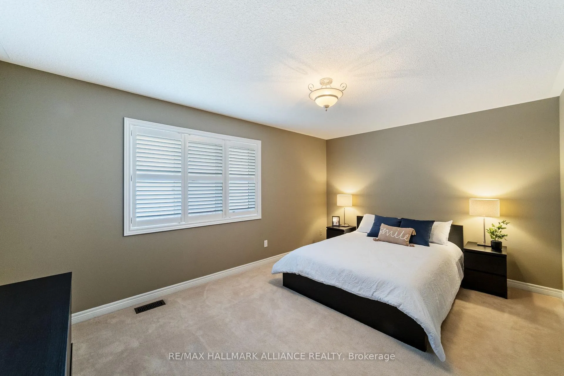 Photo 25 of 2431 Meadowridge Drive, Oakville, Joshua Creek — HOMEH