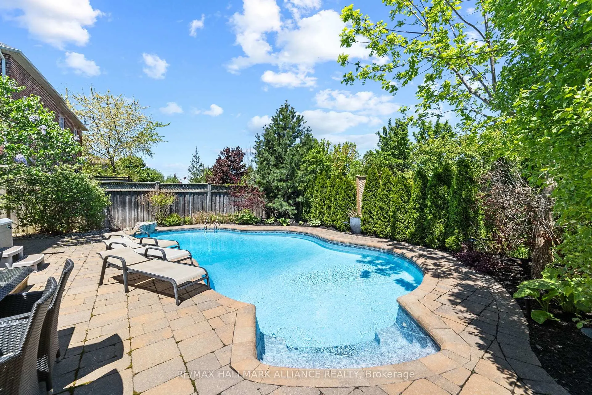 Photo 38 of 2431 Meadowridge Drive, Oakville, Joshua Creek — HOMEH