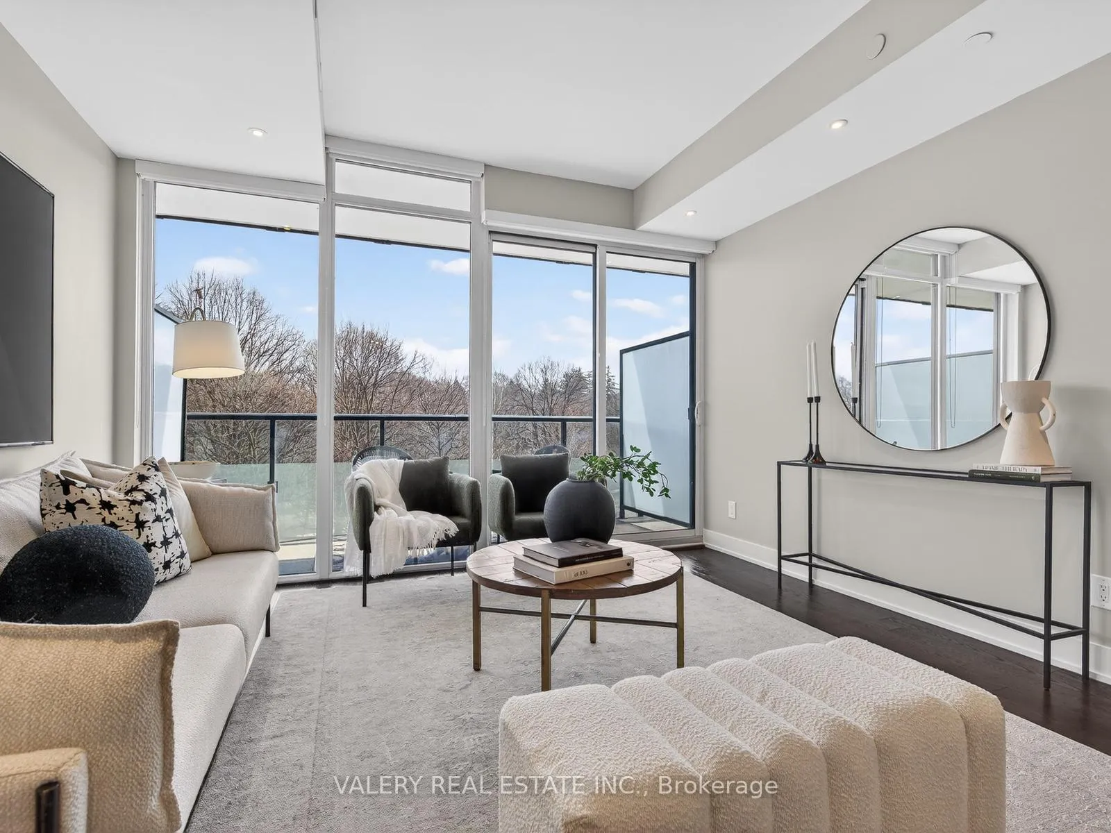 Photo 9 of Unit 311, 3018 Yonge Street, Toronto, Lawrence Park South — HOMEH