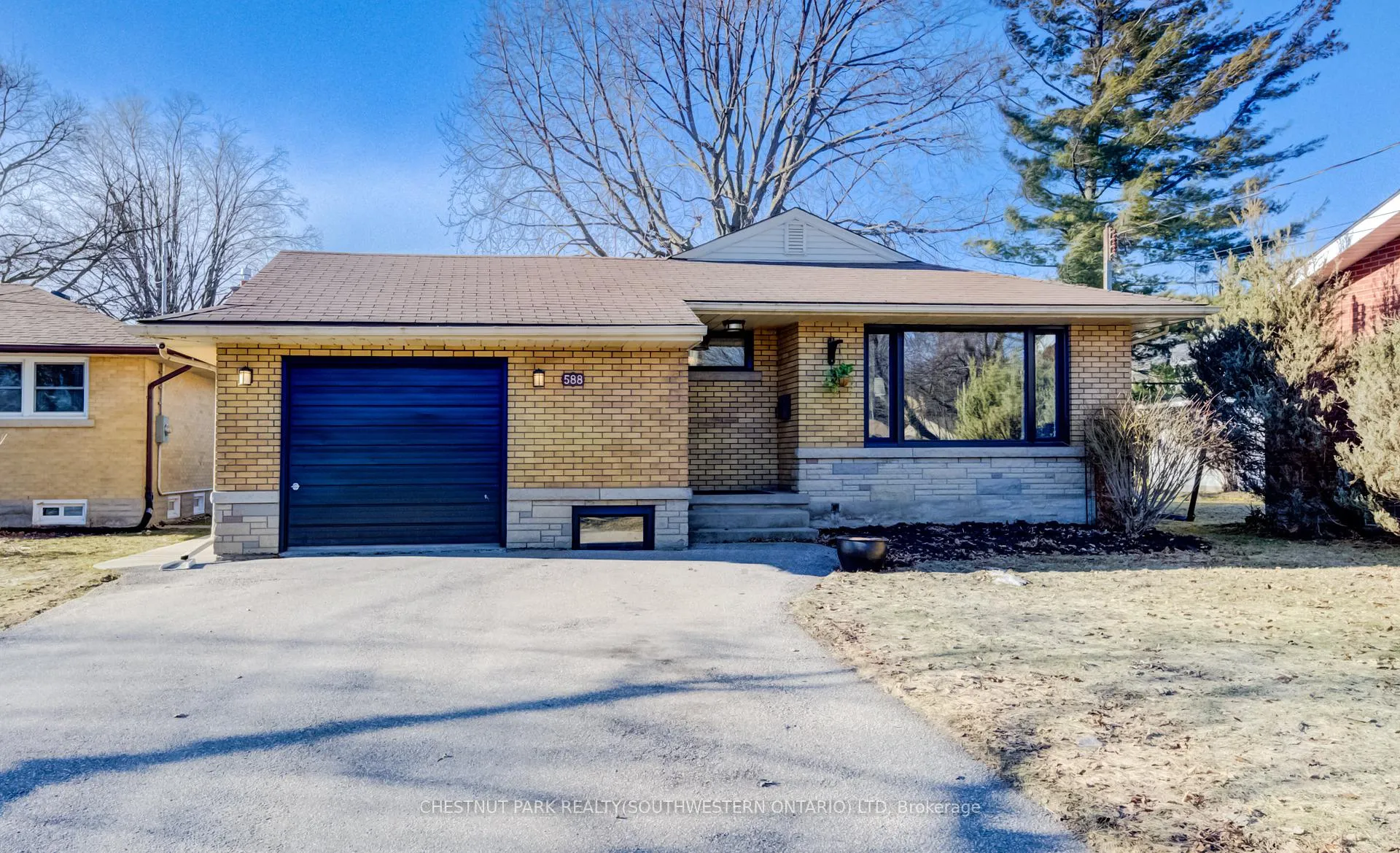Photo 2 of 588 Krug Street, Kitchener — HOMEH