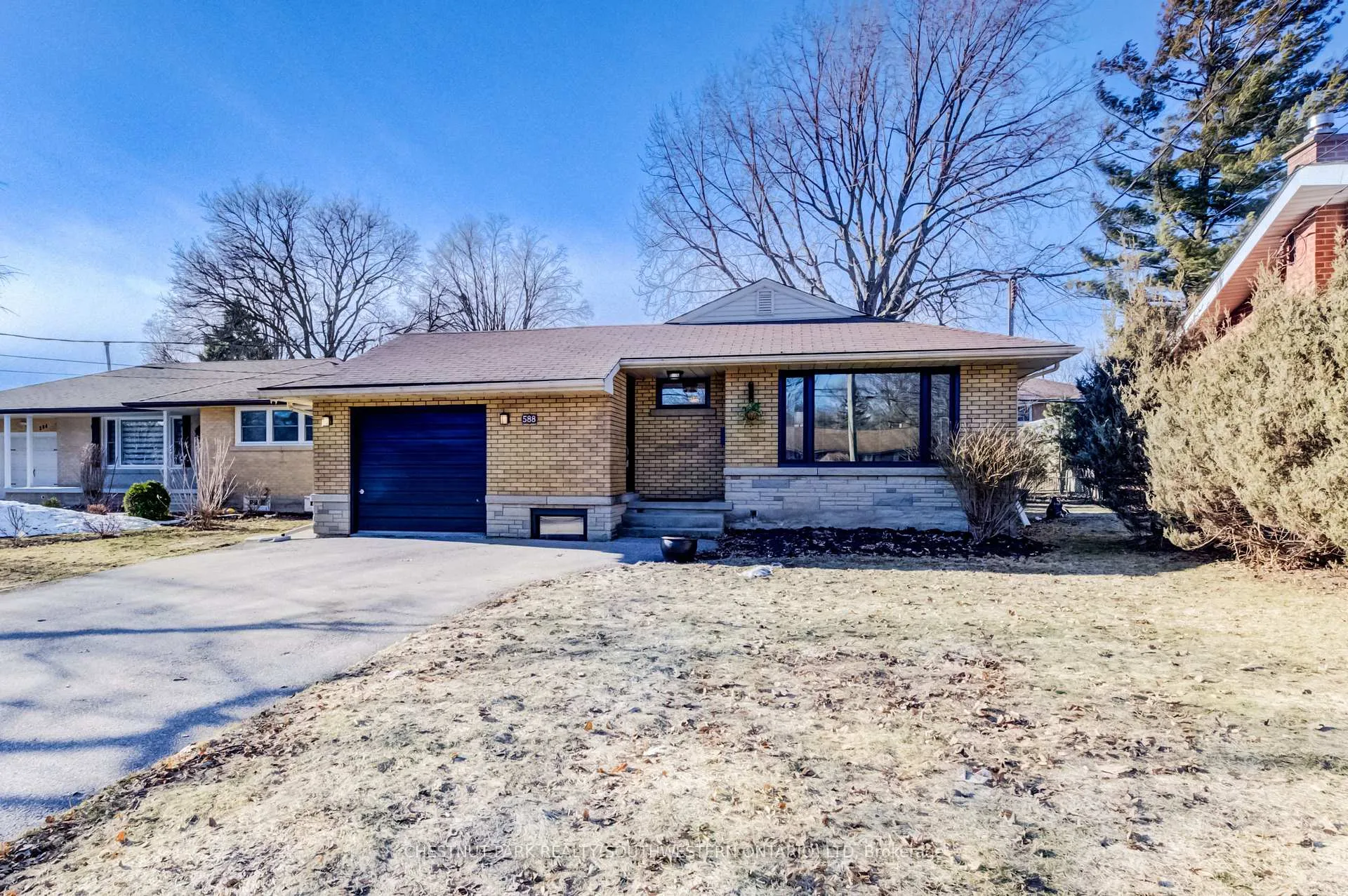 Photo 3 of 588 Krug Street, Kitchener — HOMEH