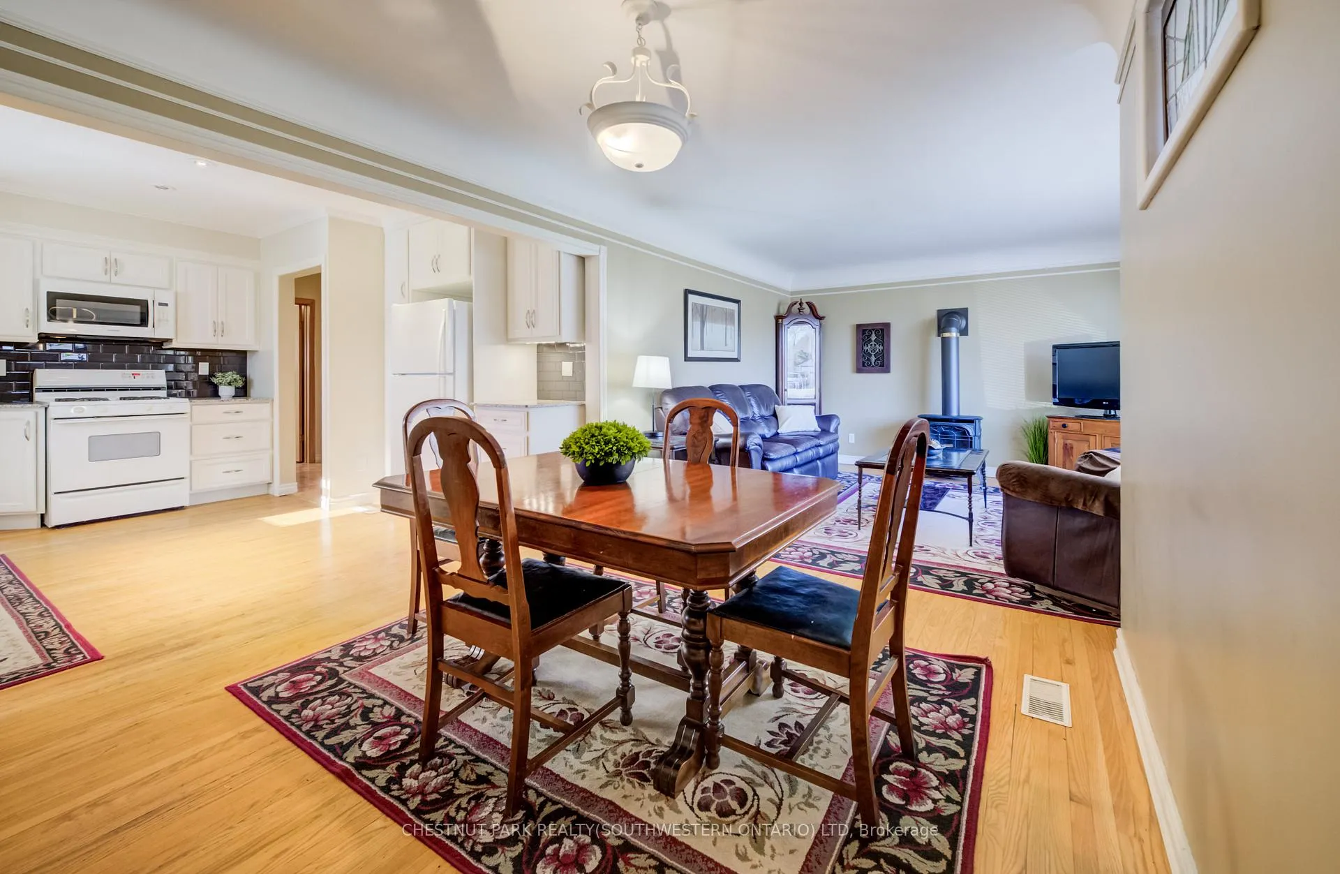Photo 8 of 588 Krug Street, Kitchener — HOMEH