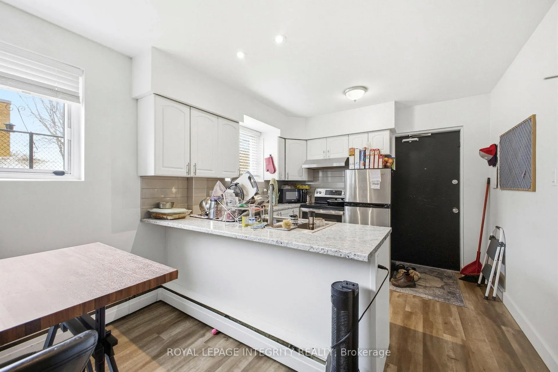 Photo 10 of Unit A, 1219 Dorchester Avenue, Ottawa, Carlington — HOMEH